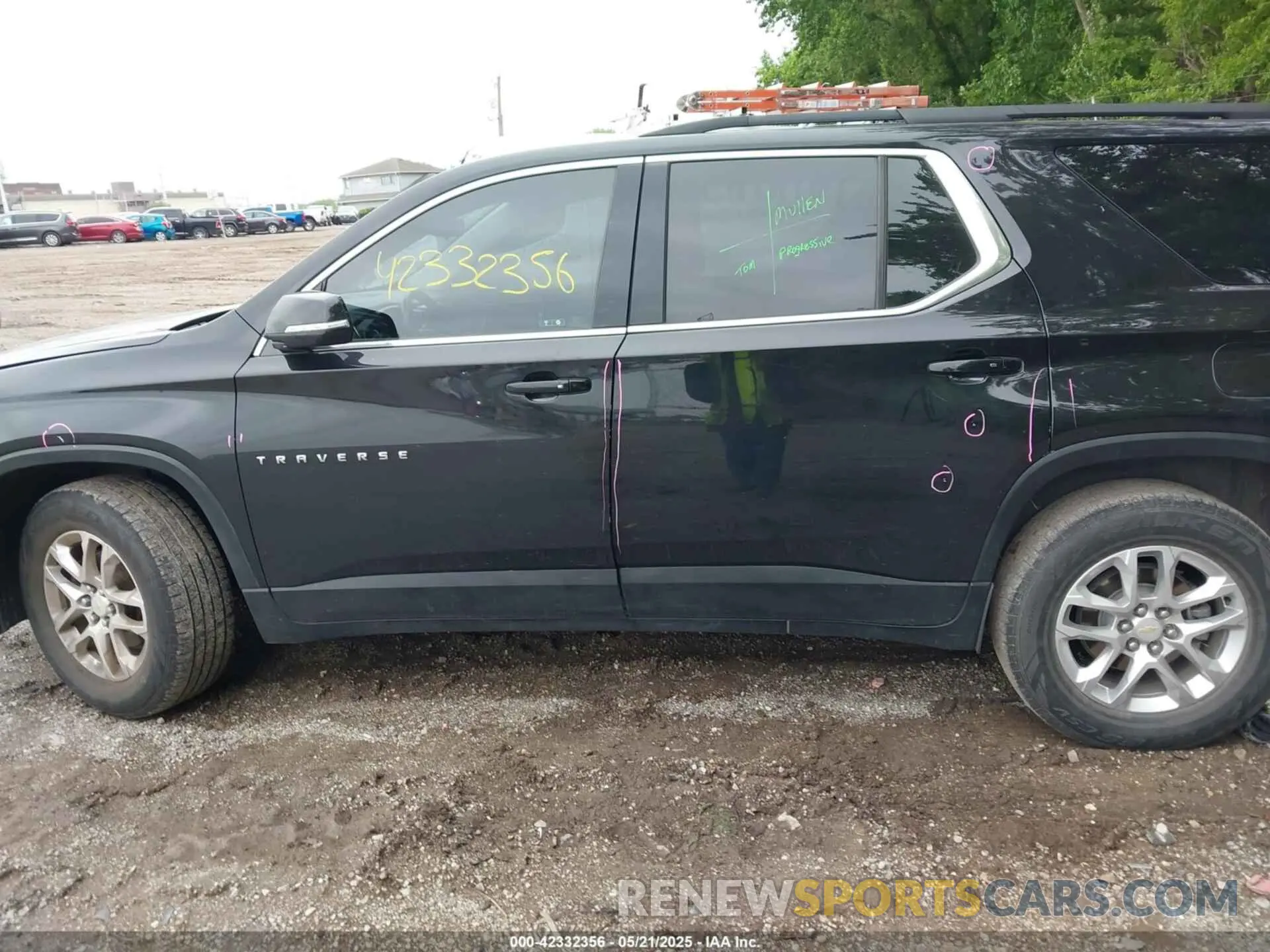 14 fotografías del automóvil dañado 1GNERGKW6KJ186461 CHEVROLET TRAVERSE 2019