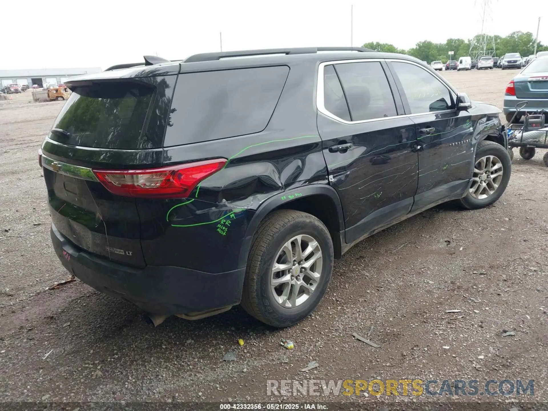4 fotografías del automóvil dañado 1GNERGKW6KJ186461 CHEVROLET TRAVERSE 2019