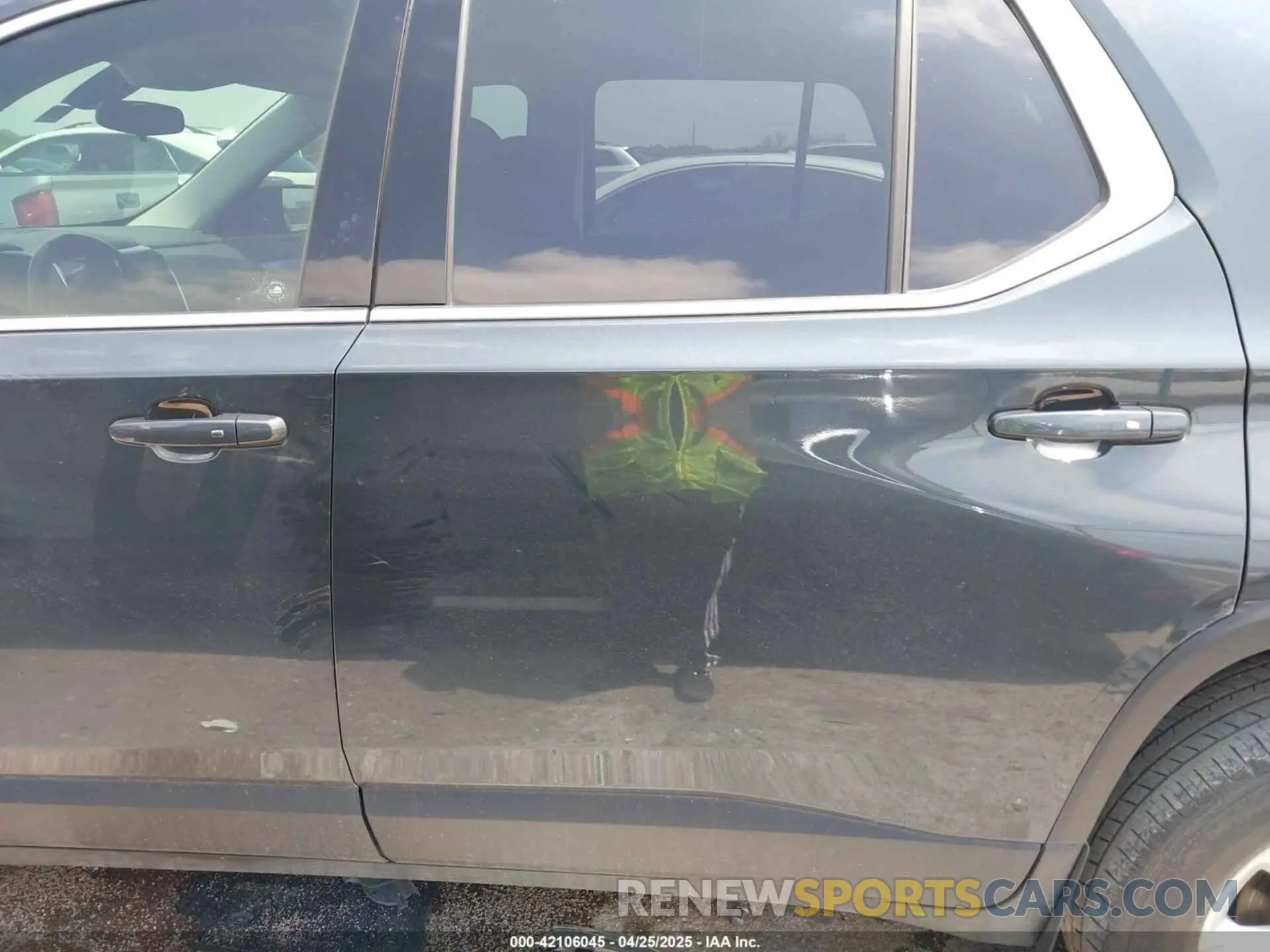 14 fotografías del automóvil dañado 1GNERGKW6KJ286088 CHEVROLET TRAVERSE 2019