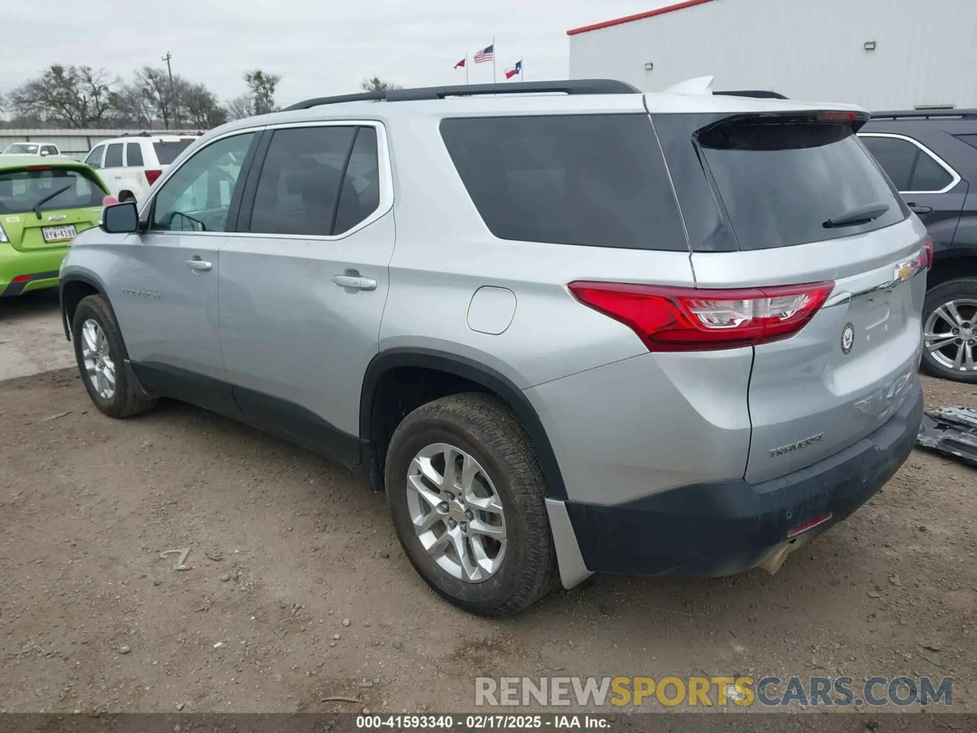 3 fotografías del automóvil dañado 1GNERGKW7KJ191071 CHEVROLET TRAVERSE 2019