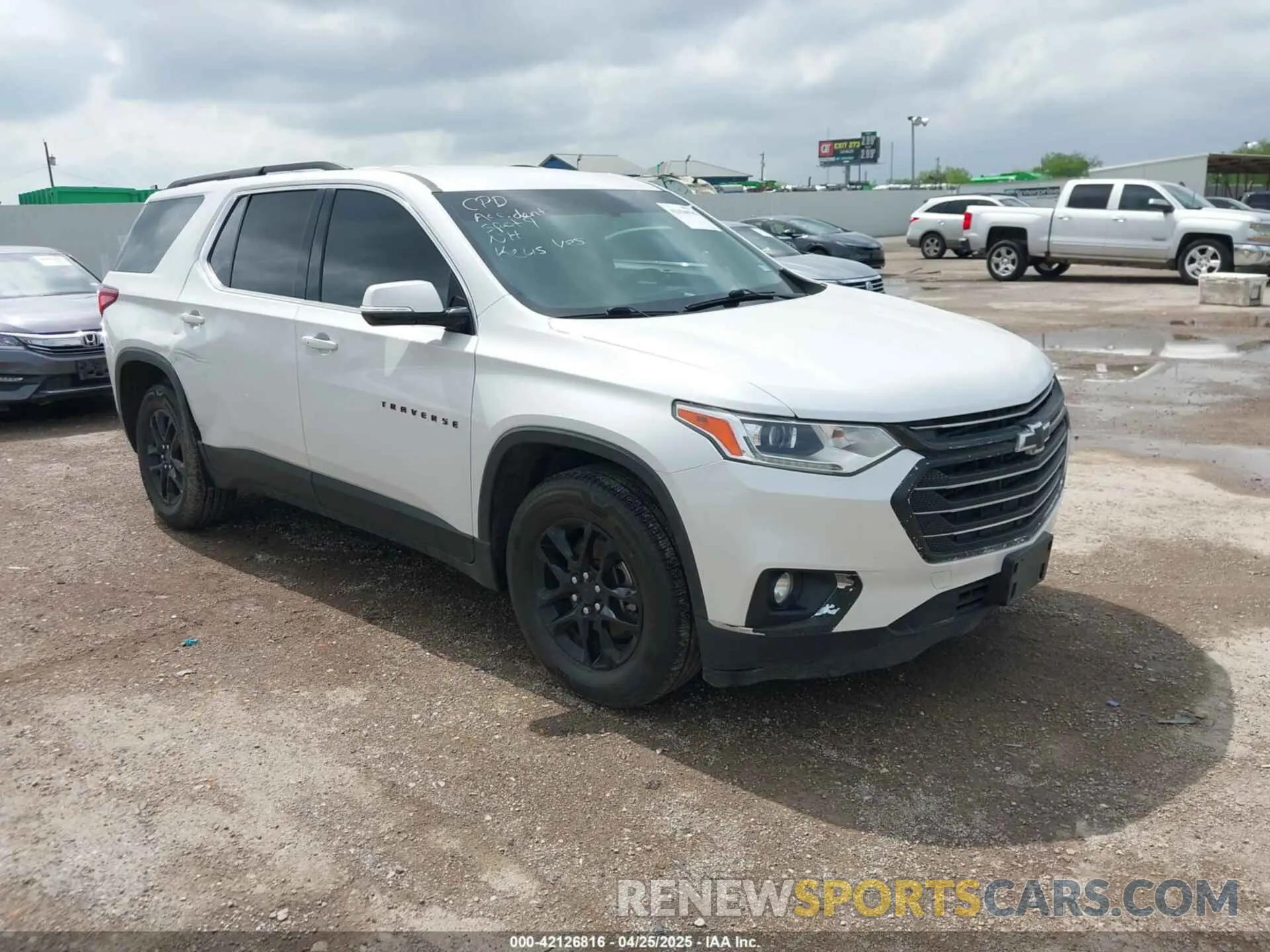 1 fotografías del automóvil dañado 1GNERGKW8KJ175042 CHEVROLET TRAVERSE 2019