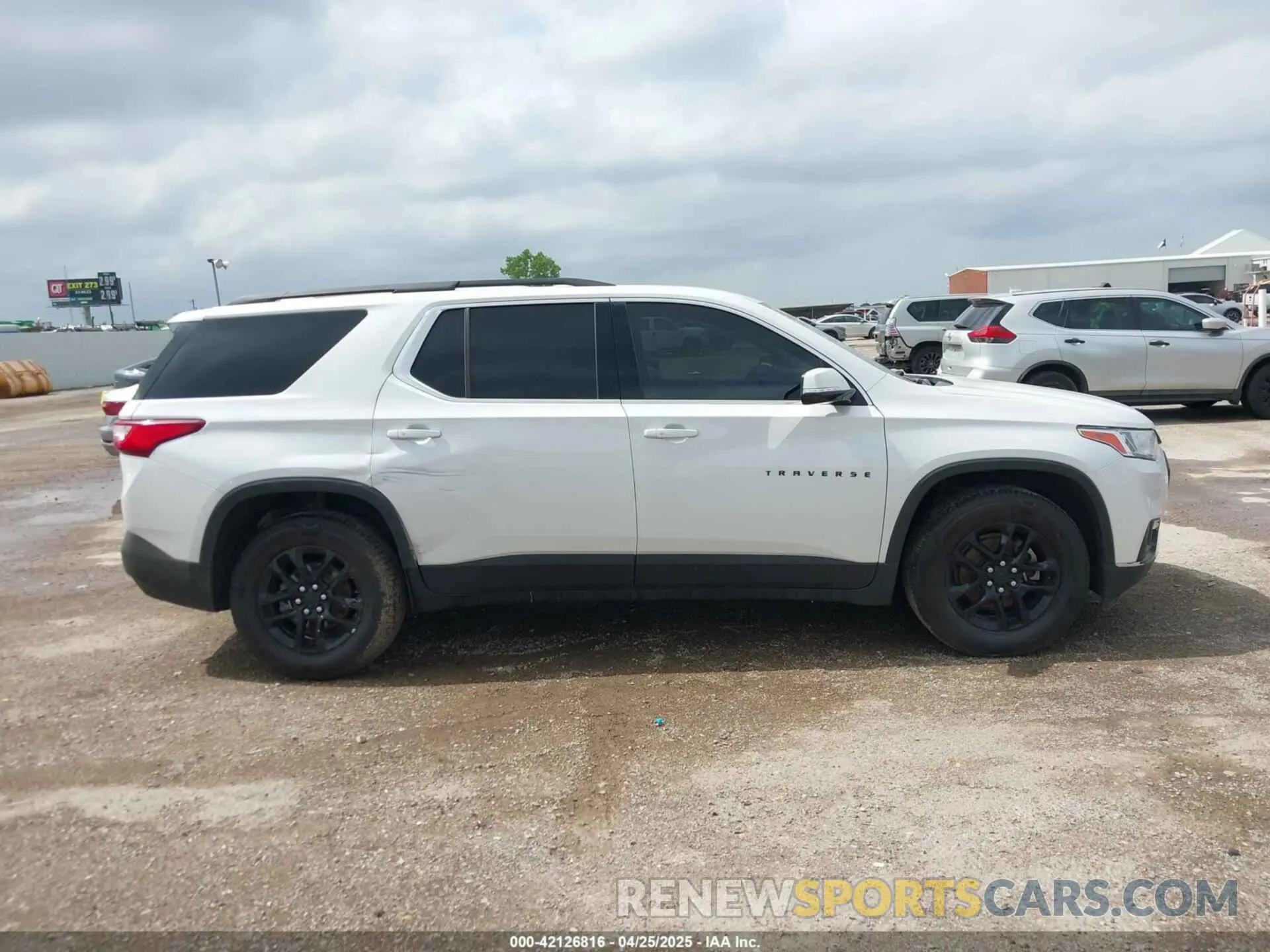13 fotografías del automóvil dañado 1GNERGKW8KJ175042 CHEVROLET TRAVERSE 2019