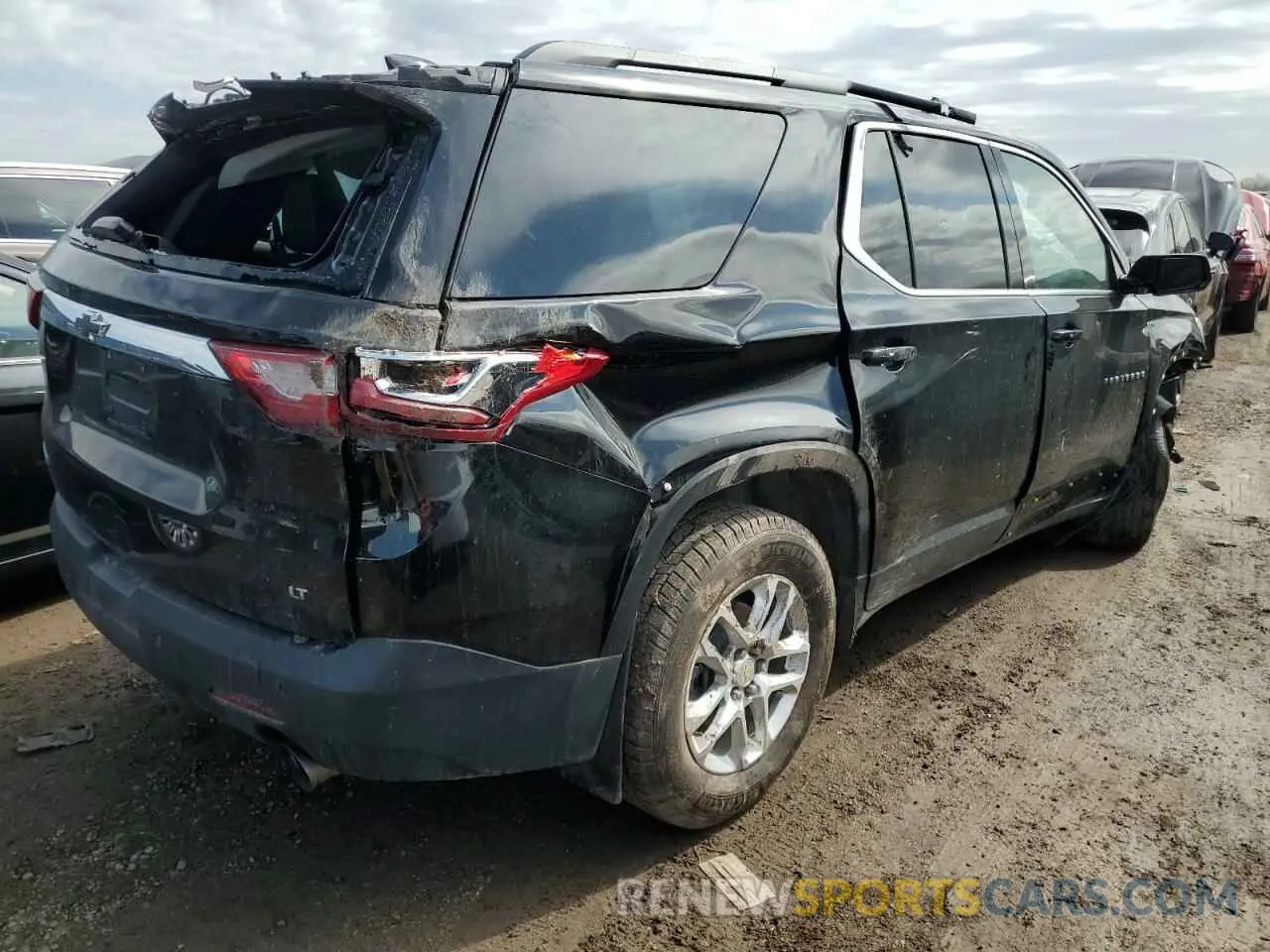 3 fotografías del automóvil dañado 1GNERGKW8KJ313002 CHEVROLET TRAVERSE 2019