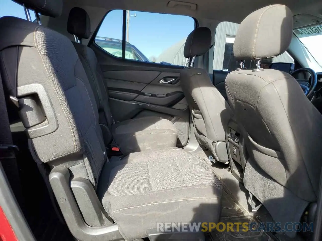 11 fotografías del automóvil dañado 1GNERGKW9KJ143328 CHEVROLET TRAVERSE 2019
