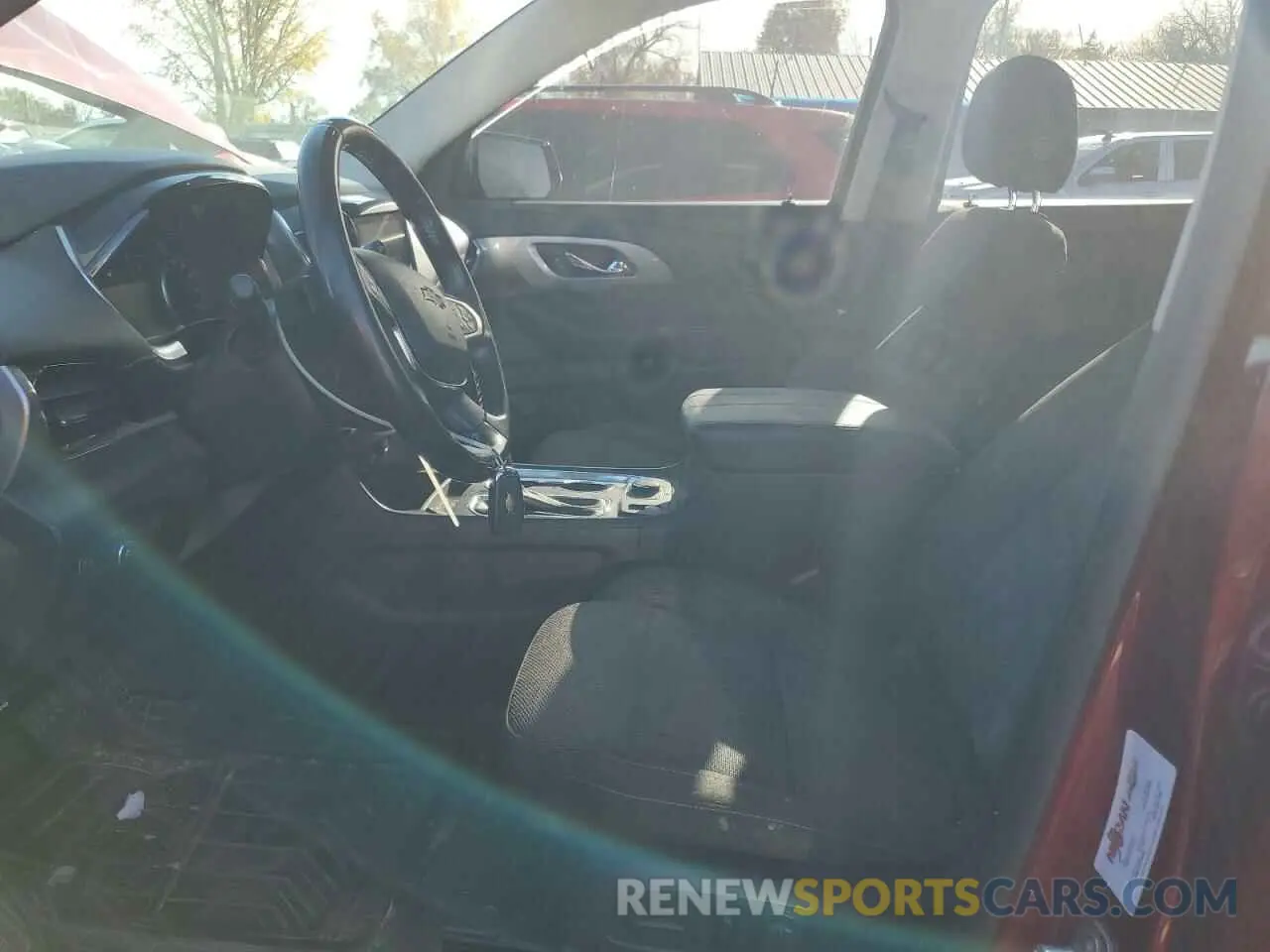 7 fotografías del automóvil dañado 1GNERGKW9KJ143328 CHEVROLET TRAVERSE 2019