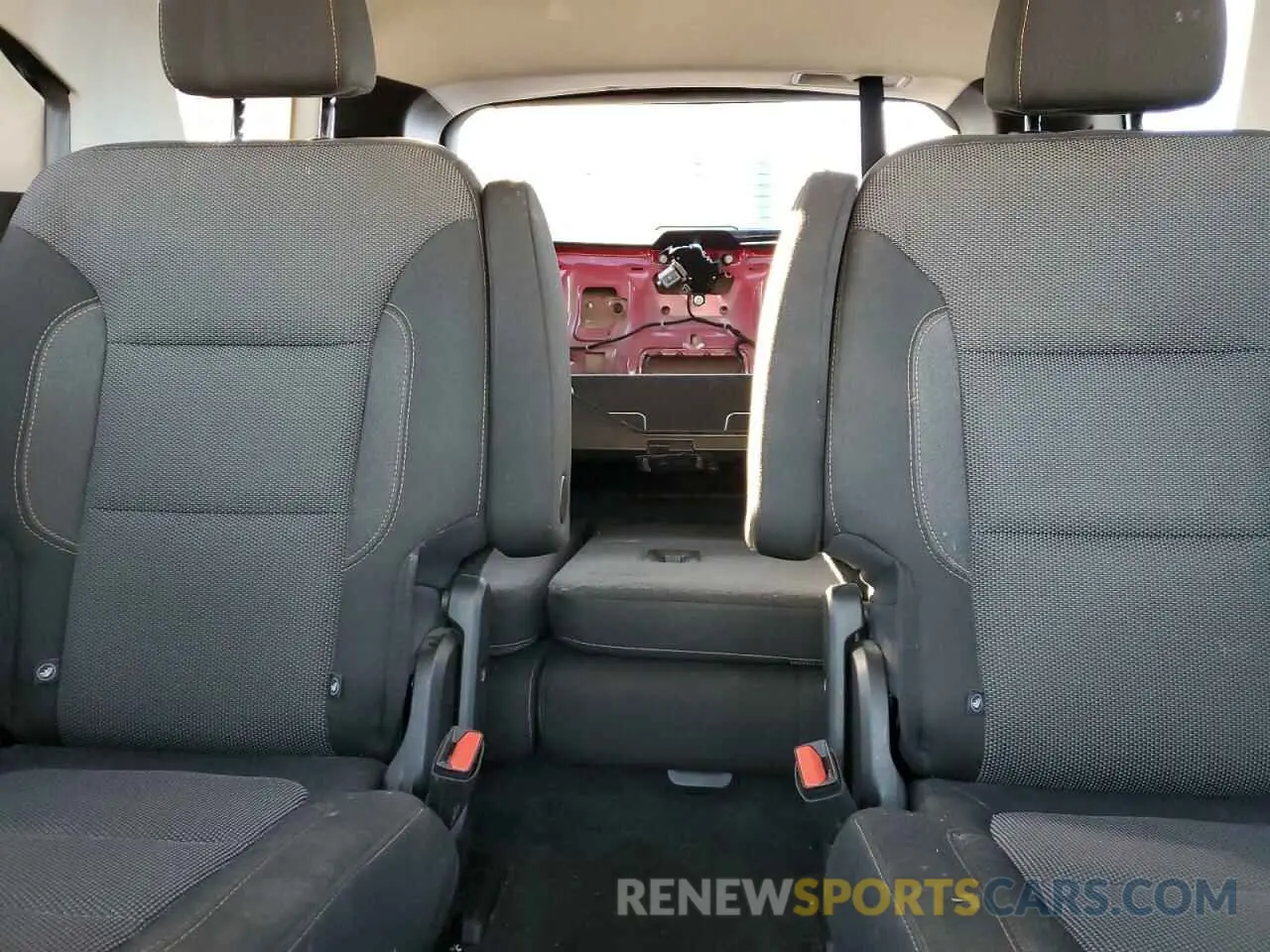 10 fotografías del automóvil dañado 1GNERGKW9KJ156189 CHEVROLET TRAVERSE 2019