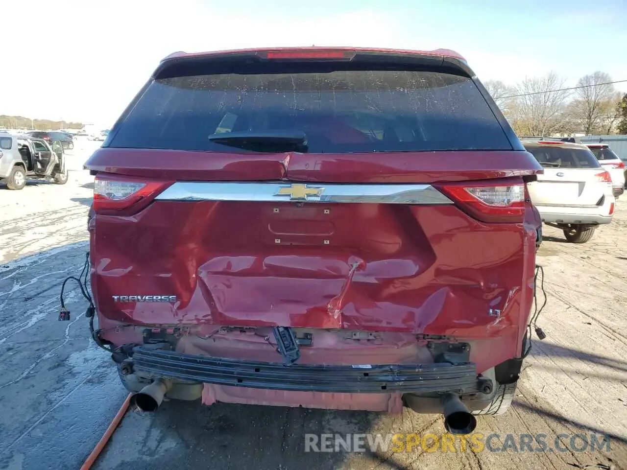 6 fotografías del automóvil dañado 1GNERGKW9KJ156189 CHEVROLET TRAVERSE 2019