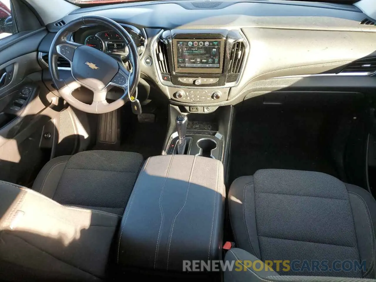 8 fotografías del automóvil dañado 1GNERGKW9KJ156189 CHEVROLET TRAVERSE 2019