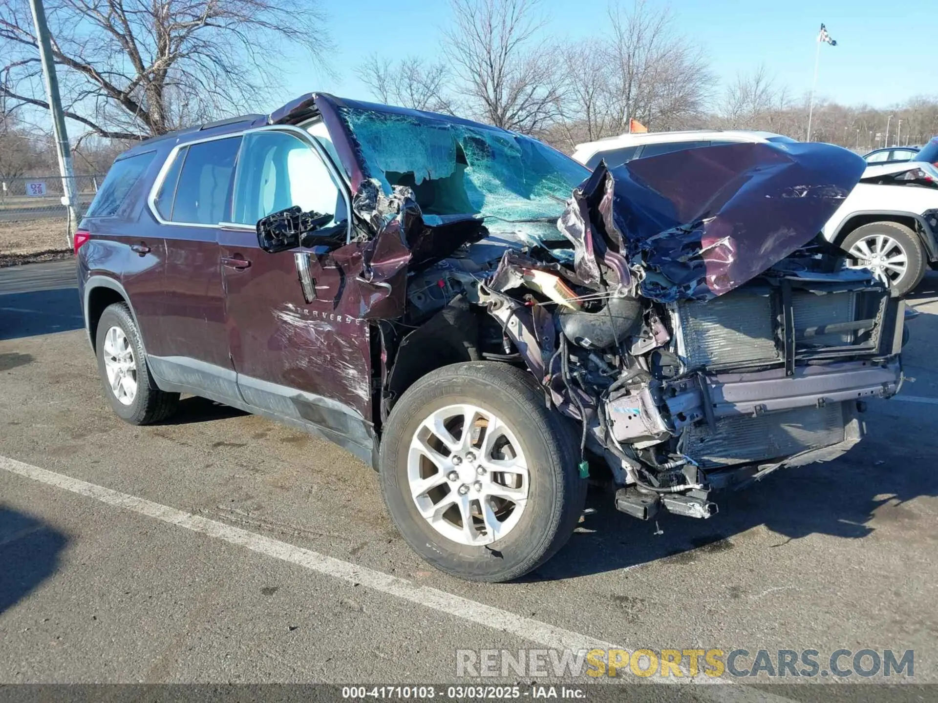1 fotografías del automóvil dañado 1GNERGKWXKJ101105 CHEVROLET TRAVERSE 2019