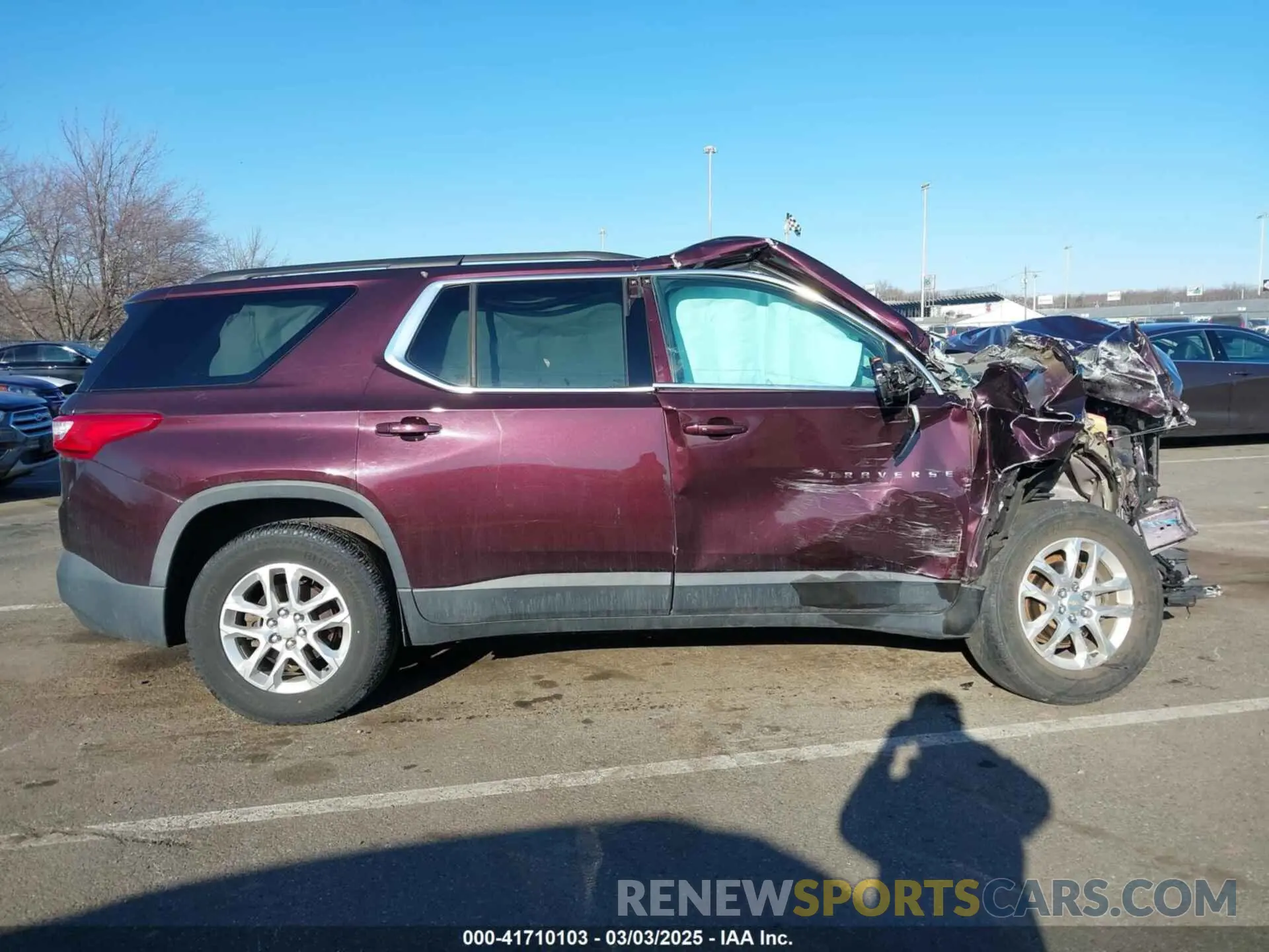 14 fotografías del automóvil dañado 1GNERGKWXKJ101105 CHEVROLET TRAVERSE 2019