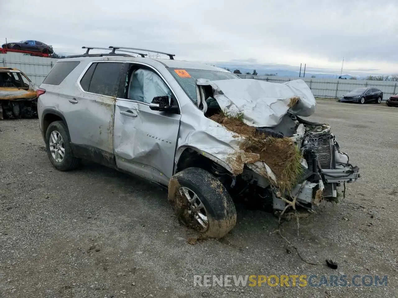 4 fotografías del automóvil dañado 1GNERGKWXKJ223835 CHEVROLET TRAVERSE 2019