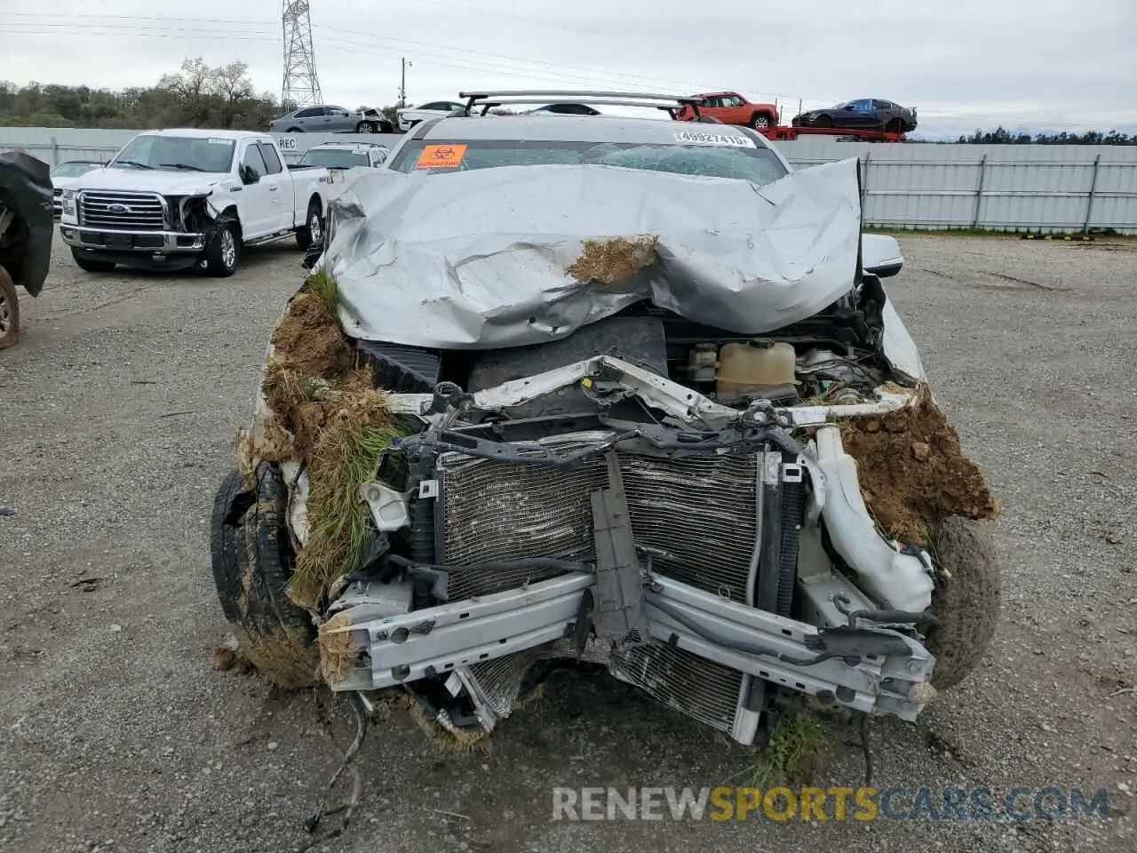 5 fotografías del automóvil dañado 1GNERGKWXKJ223835 CHEVROLET TRAVERSE 2019