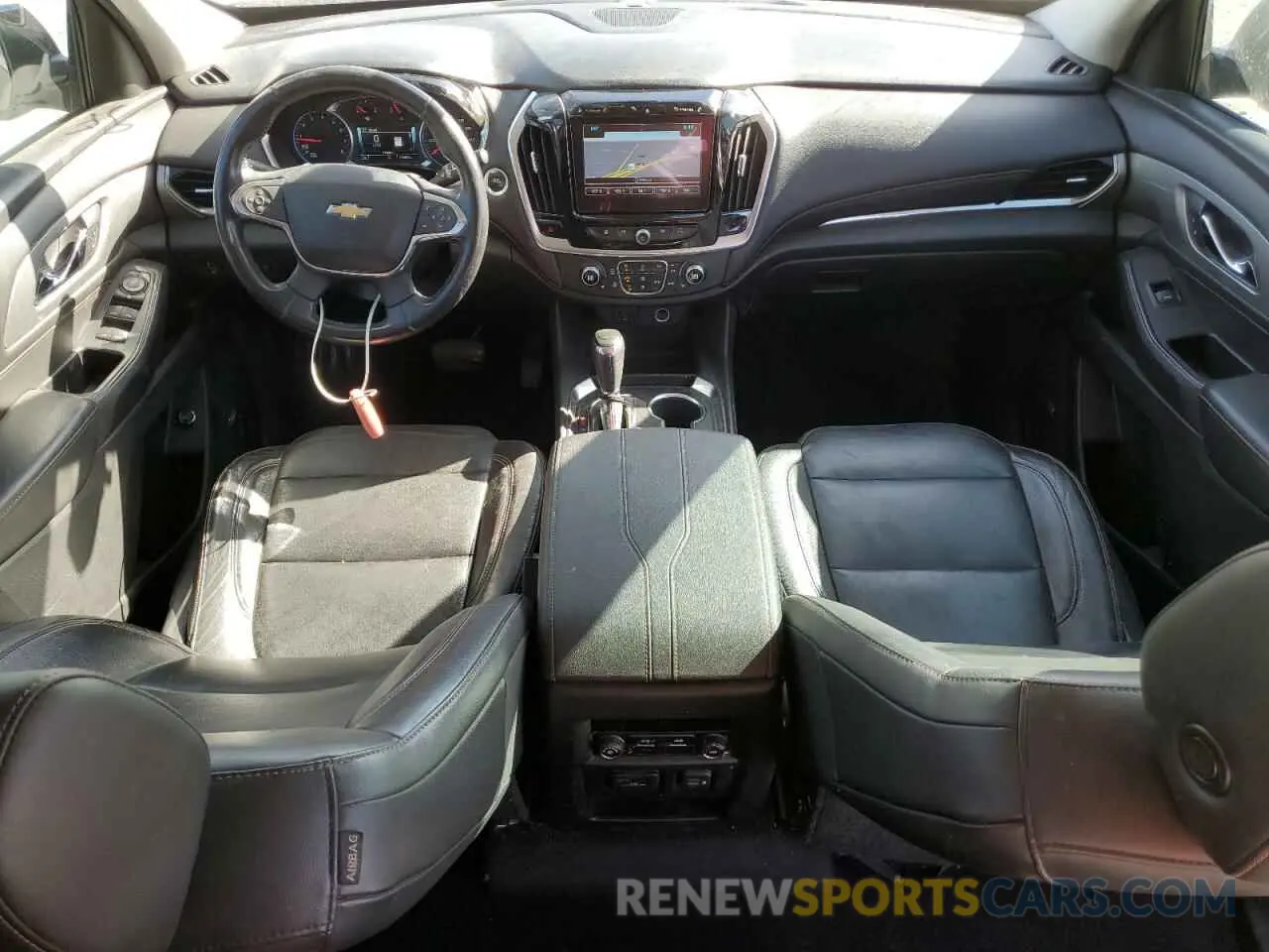 8 fotografías del automóvil dañado 1GNERHKW0KJ273813 CHEVROLET TRAVERSE 2019