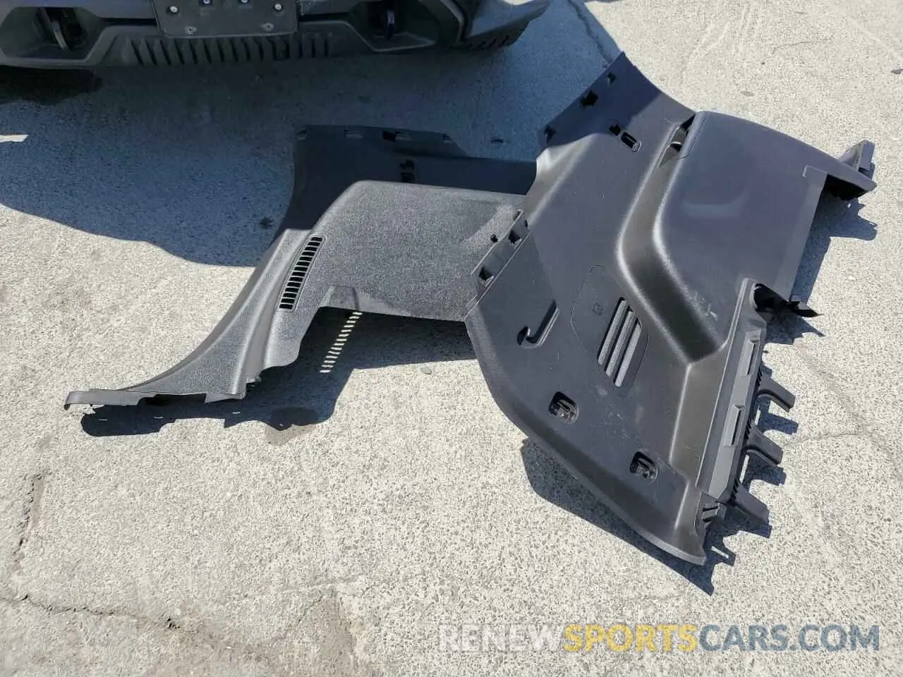 13 fotografías del automóvil dañado 1GNERHKW2KJ162552 CHEVROLET TRAVERSE 2019