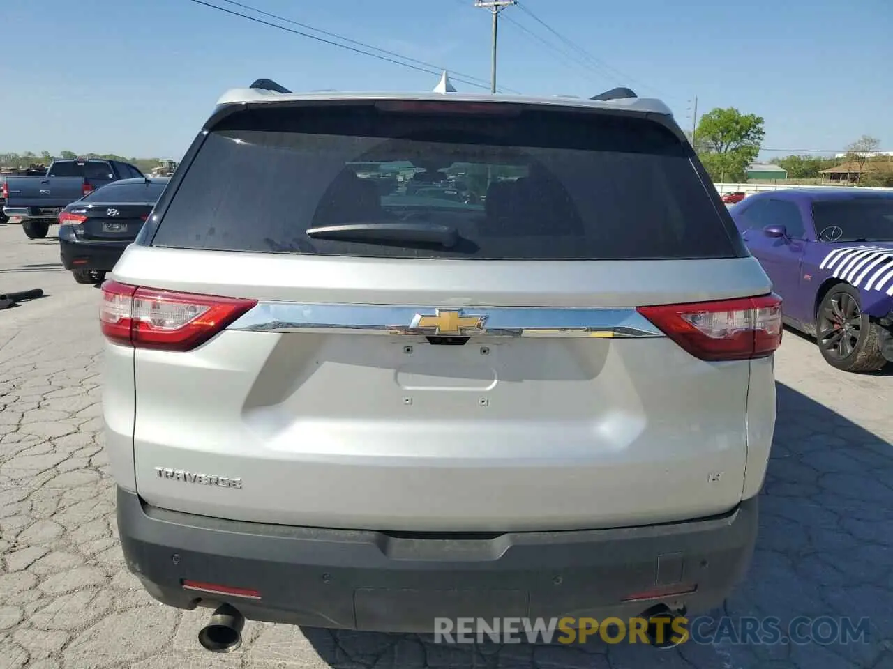 6 fotografías del automóvil dañado 1GNERHKW2KJ245737 CHEVROLET TRAVERSE 2019