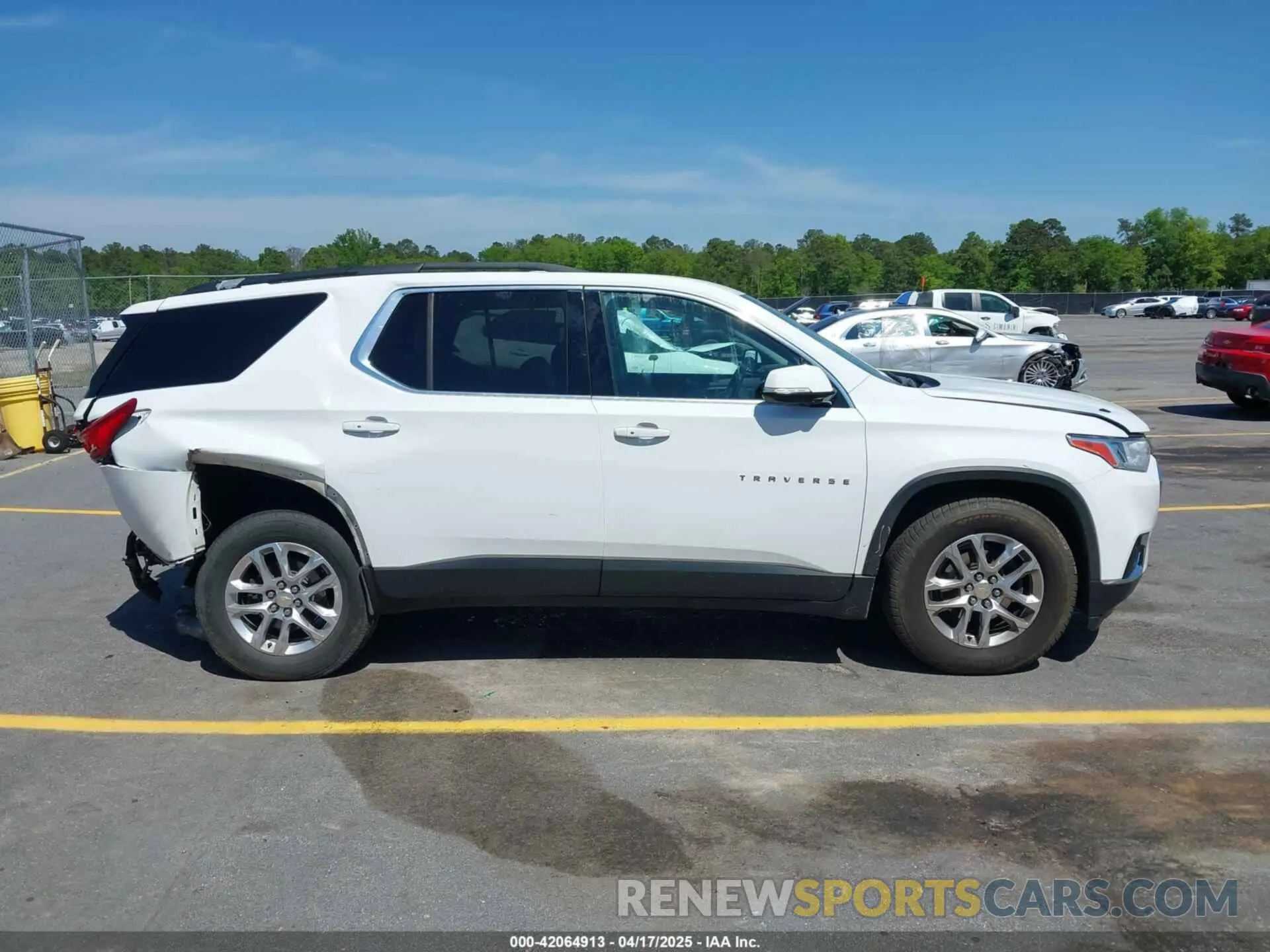 13 fotografías del automóvil dañado 1GNERHKW2KJ305953 CHEVROLET TRAVERSE 2019