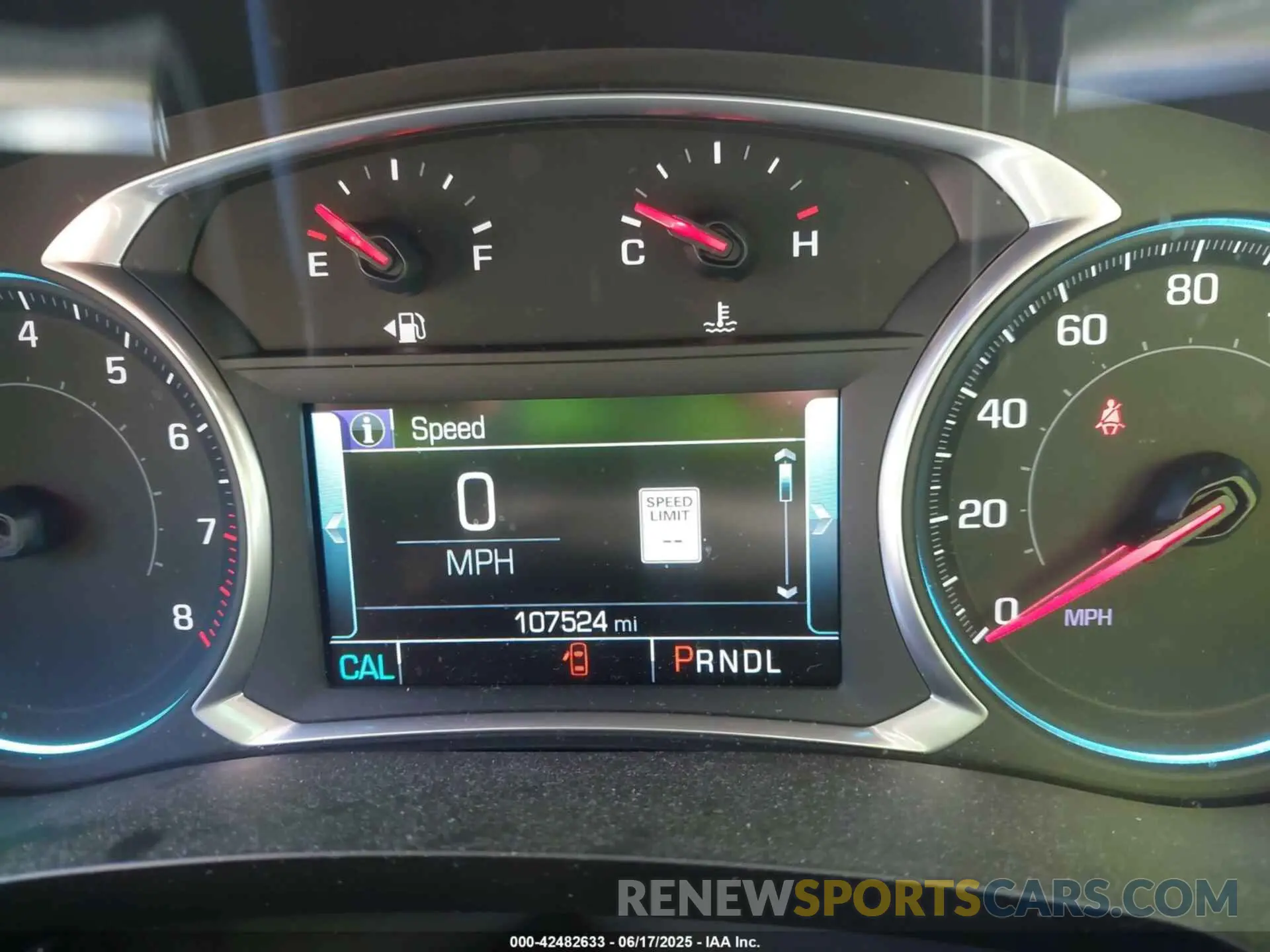 15 fotografías del automóvil dañado 1GNERHKW3KJ286426 CHEVROLET TRAVERSE 2019