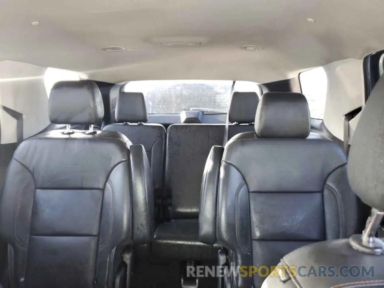 10 fotografías del automóvil dañado 1GNERHKW5KJ319328 CHEVROLET TRAVERSE 2019