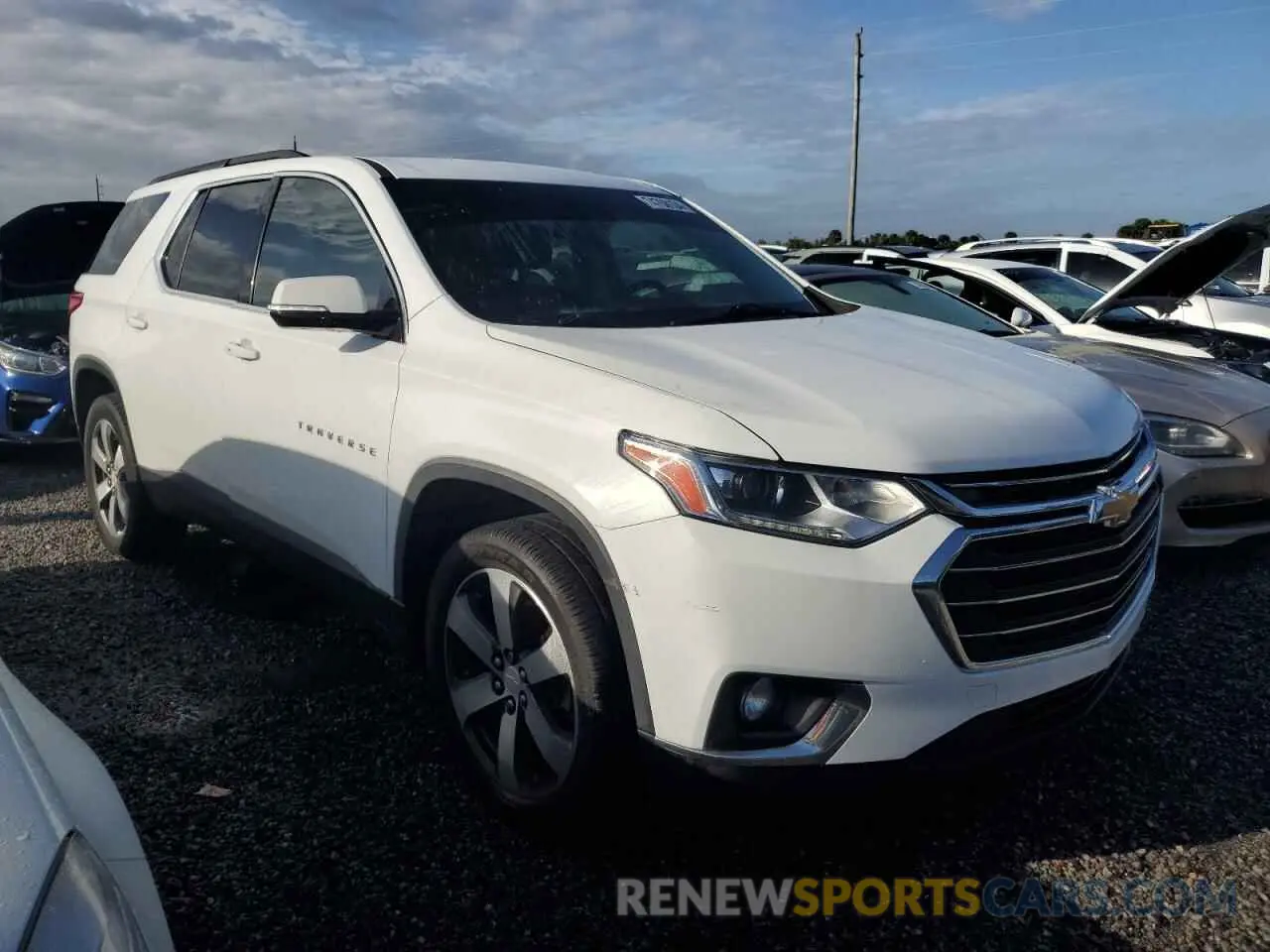 4 fotografías del automóvil dañado 1GNERHKW5KJ319328 CHEVROLET TRAVERSE 2019