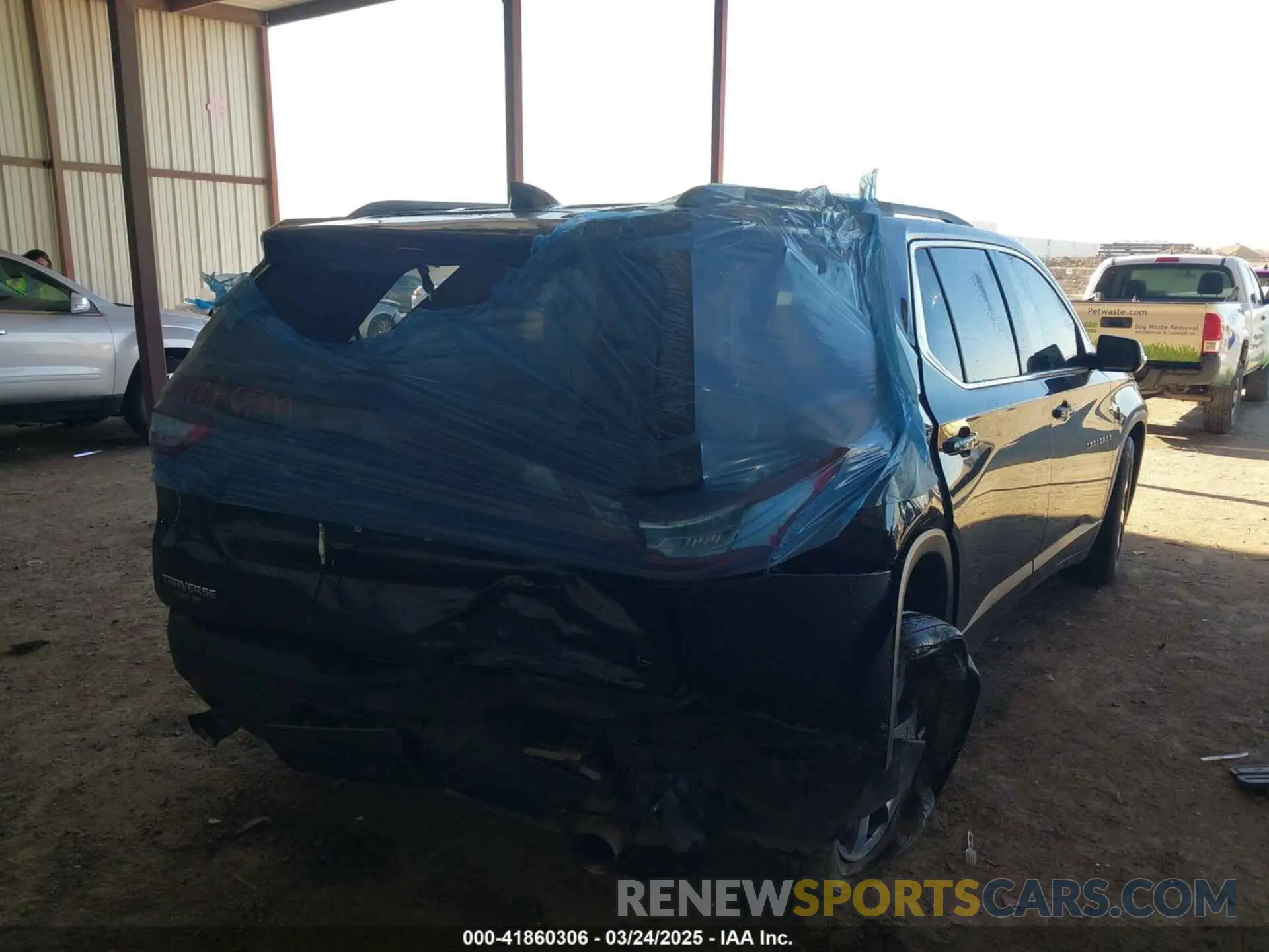 4 fotografías del automóvil dañado 1GNERHKW8KJ196799 CHEVROLET TRAVERSE 2019
