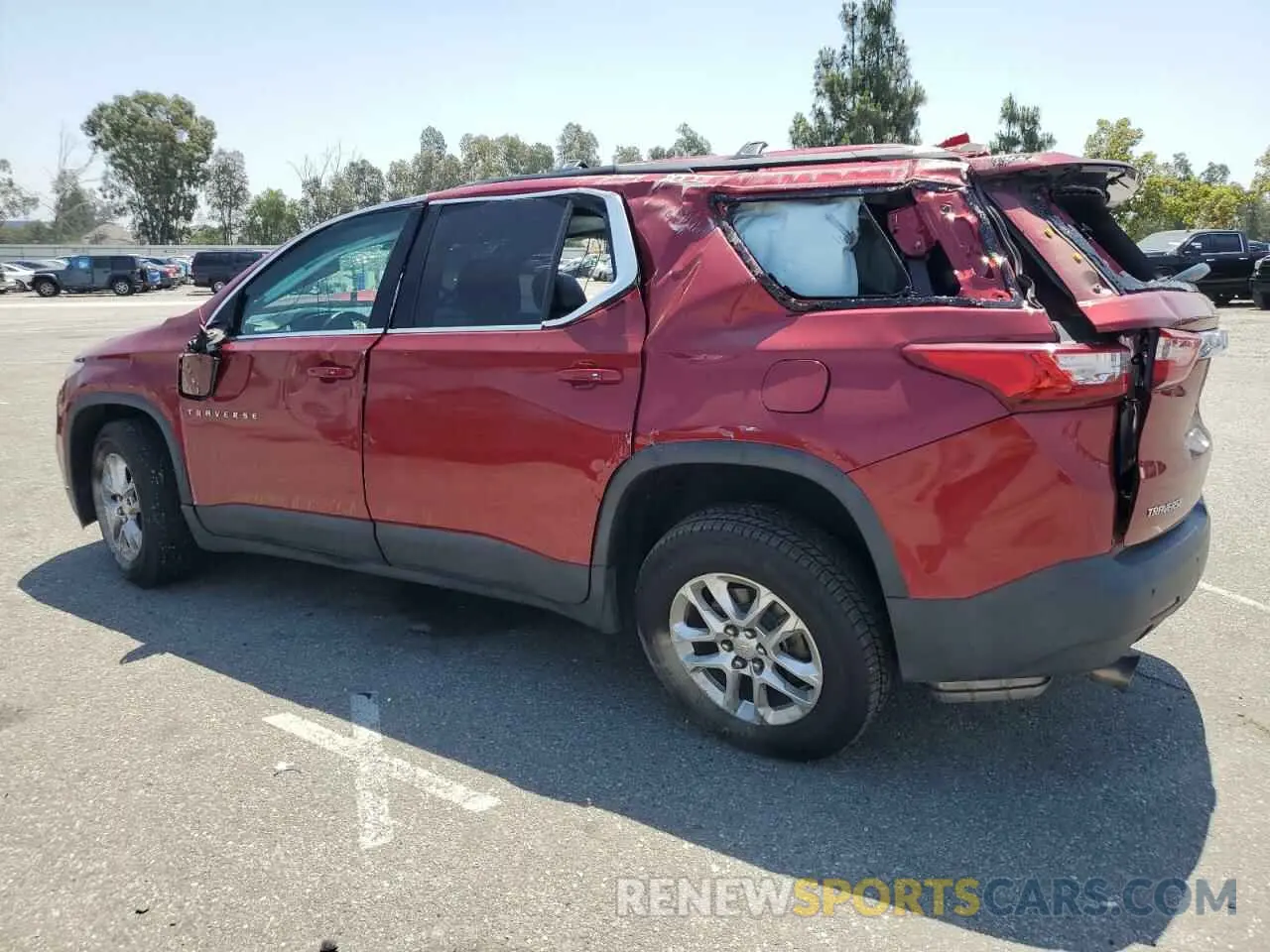 2 fotografías del automóvil dañado 1GNERHKWXKJ177722 CHEVROLET TRAVERSE 2019