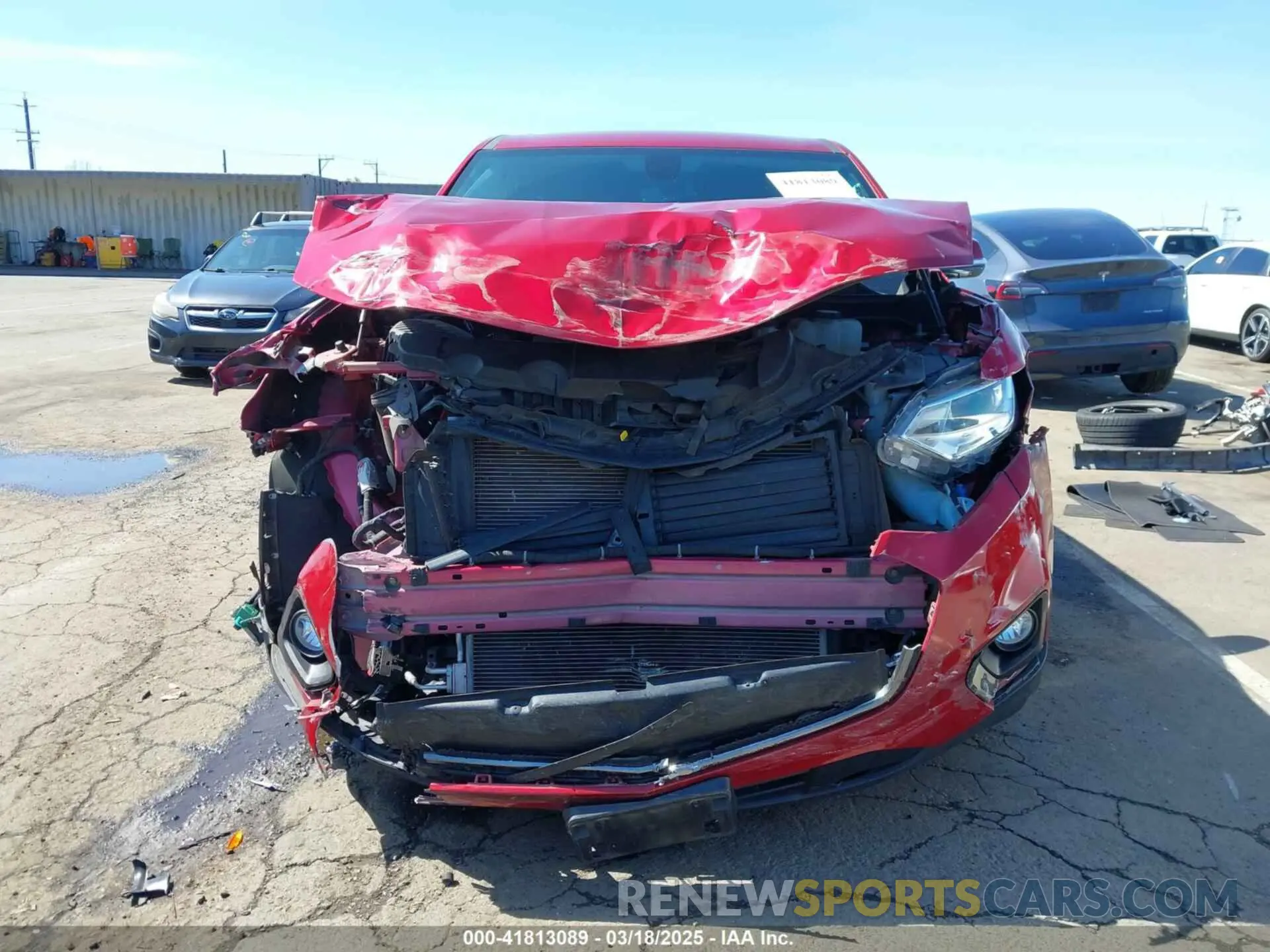 12 fotografías del automóvil dañado 1GNERJKW7KJ297338 CHEVROLET TRAVERSE 2019