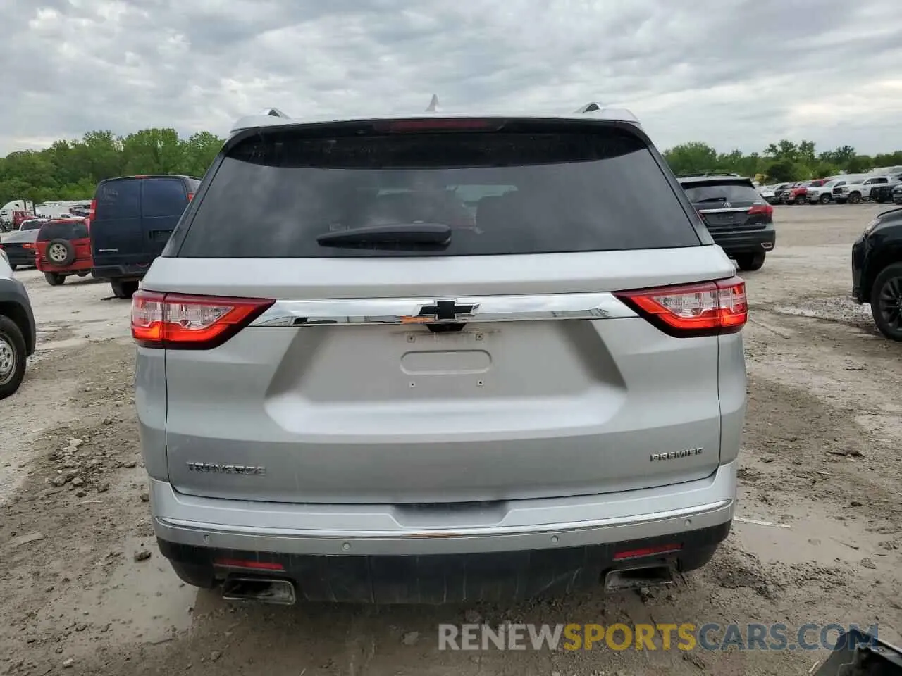 6 fotografías del automóvil dañado 1GNERKKW0KJ244714 CHEVROLET TRAVERSE 2019