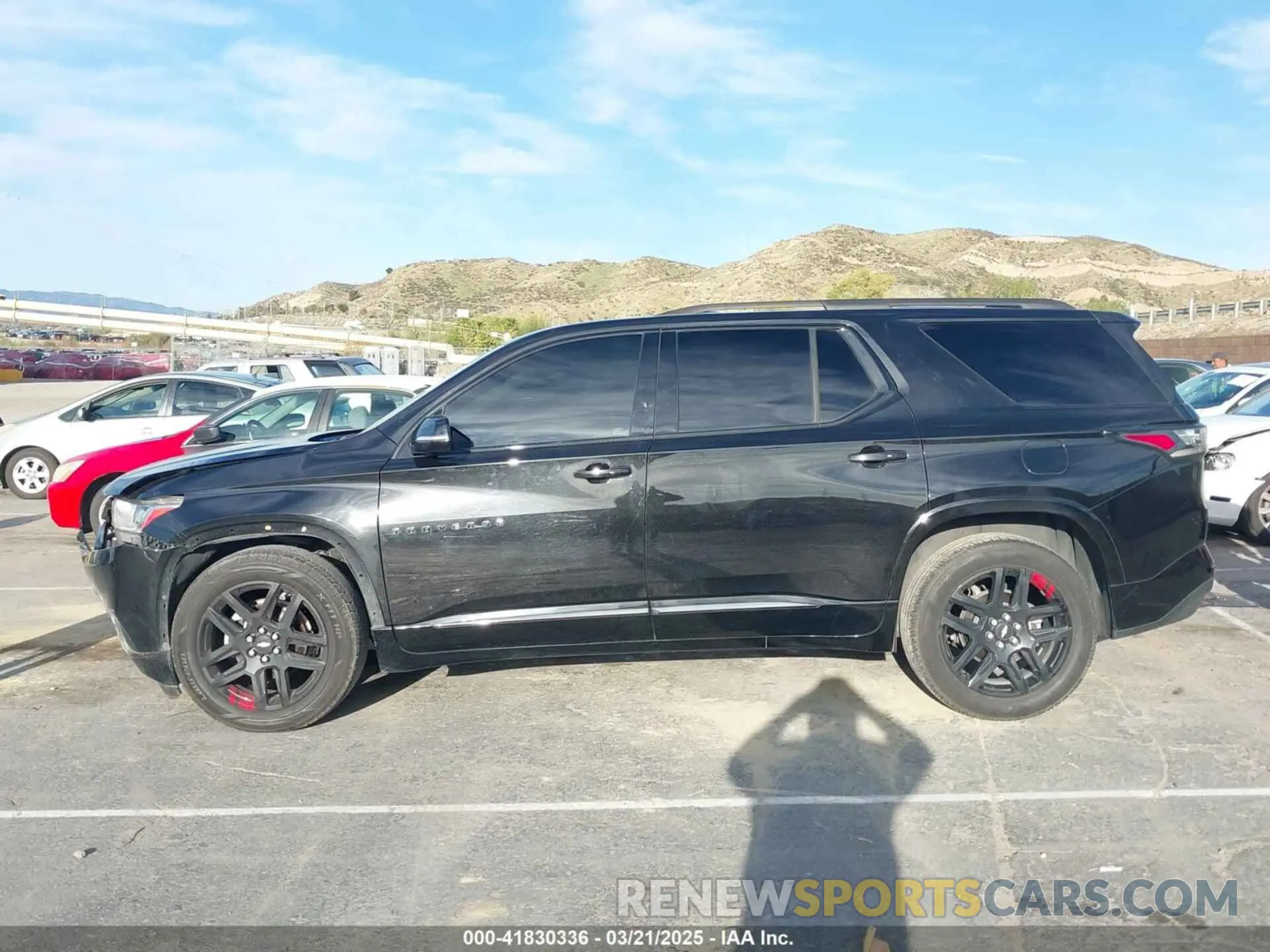 14 fotografías del automóvil dañado 1GNERKKW2KJ243838 CHEVROLET TRAVERSE 2019