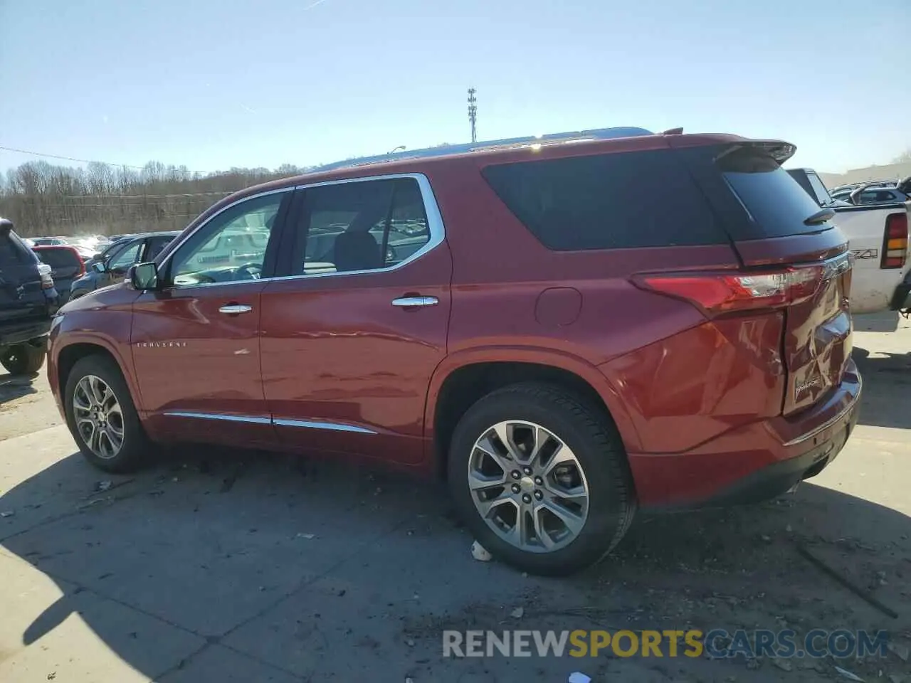 2 fotografías del automóvil dañado 1GNERKKW4KJ248233 CHEVROLET TRAVERSE 2019