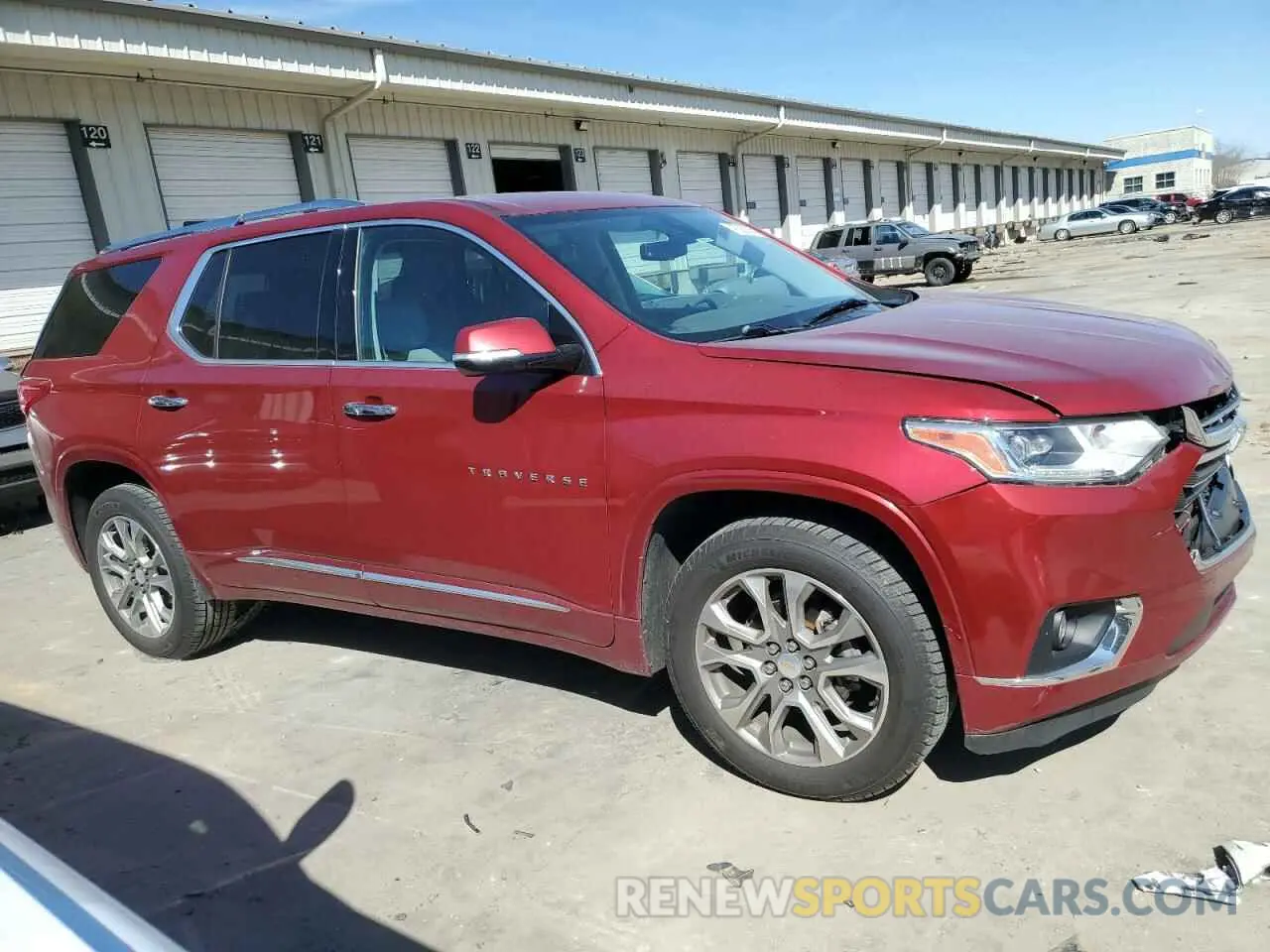 4 fotografías del automóvil dañado 1GNERKKW4KJ248233 CHEVROLET TRAVERSE 2019