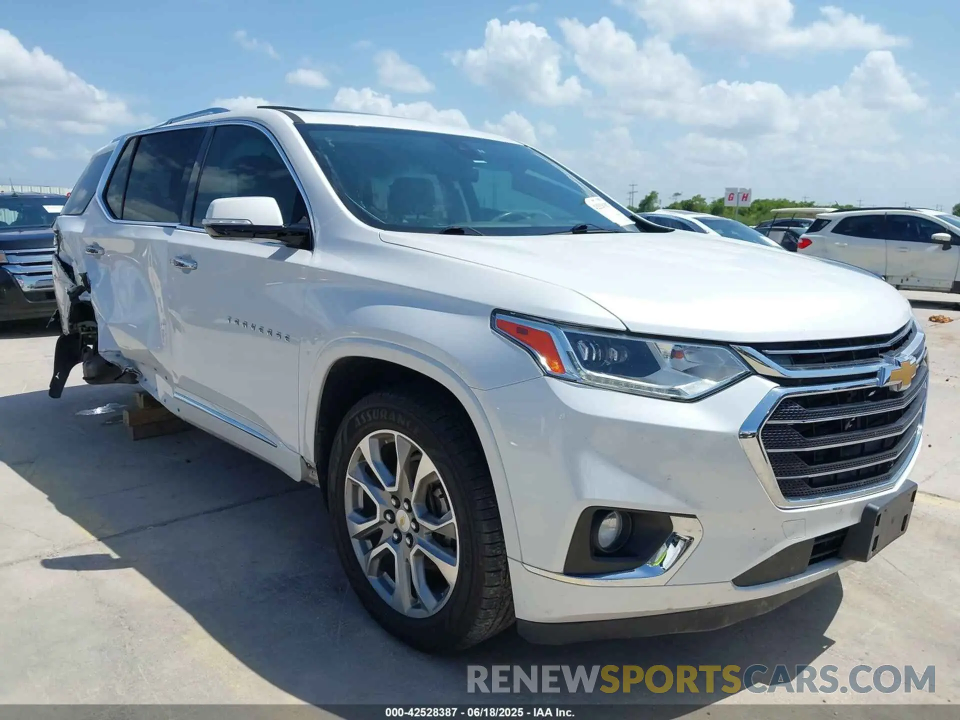 1 fotografías del automóvil dañado 1GNERKKW4KJ277862 CHEVROLET TRAVERSE 2019