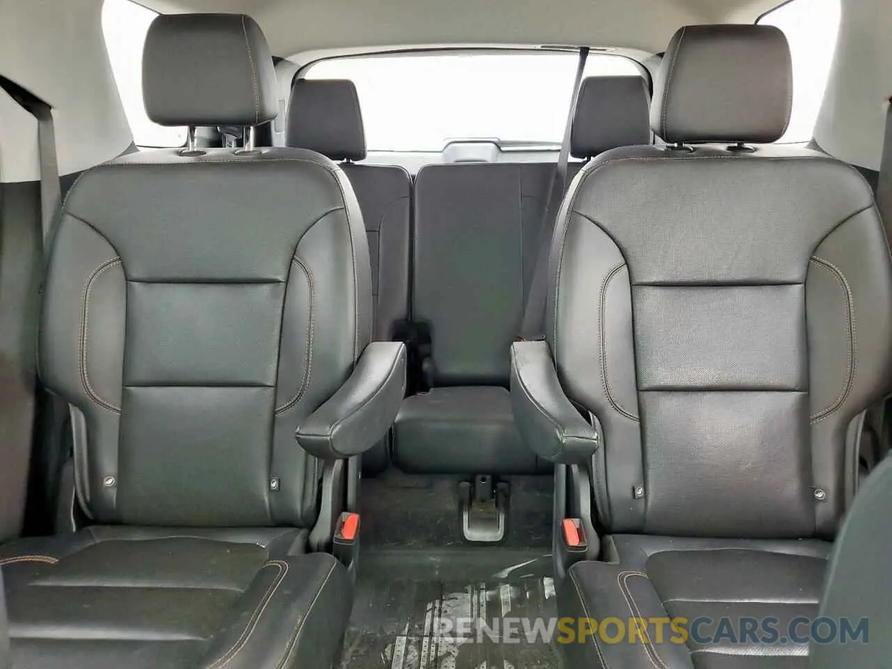 10 fotografías del automóvil dañado 1GNERKKW4KJ298050 CHEVROLET TRAVERSE 2019