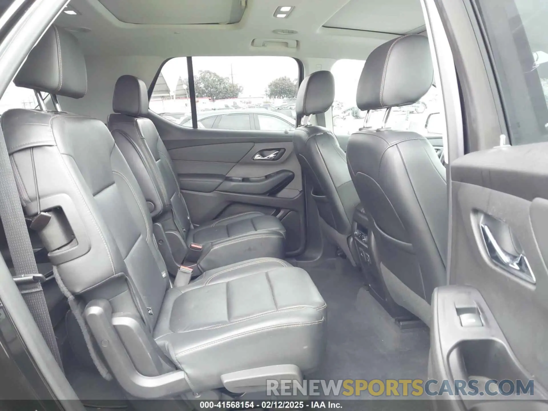 8 fotografías del automóvil dañado 1GNERKKW5KJ198202 CHEVROLET TRAVERSE 2019