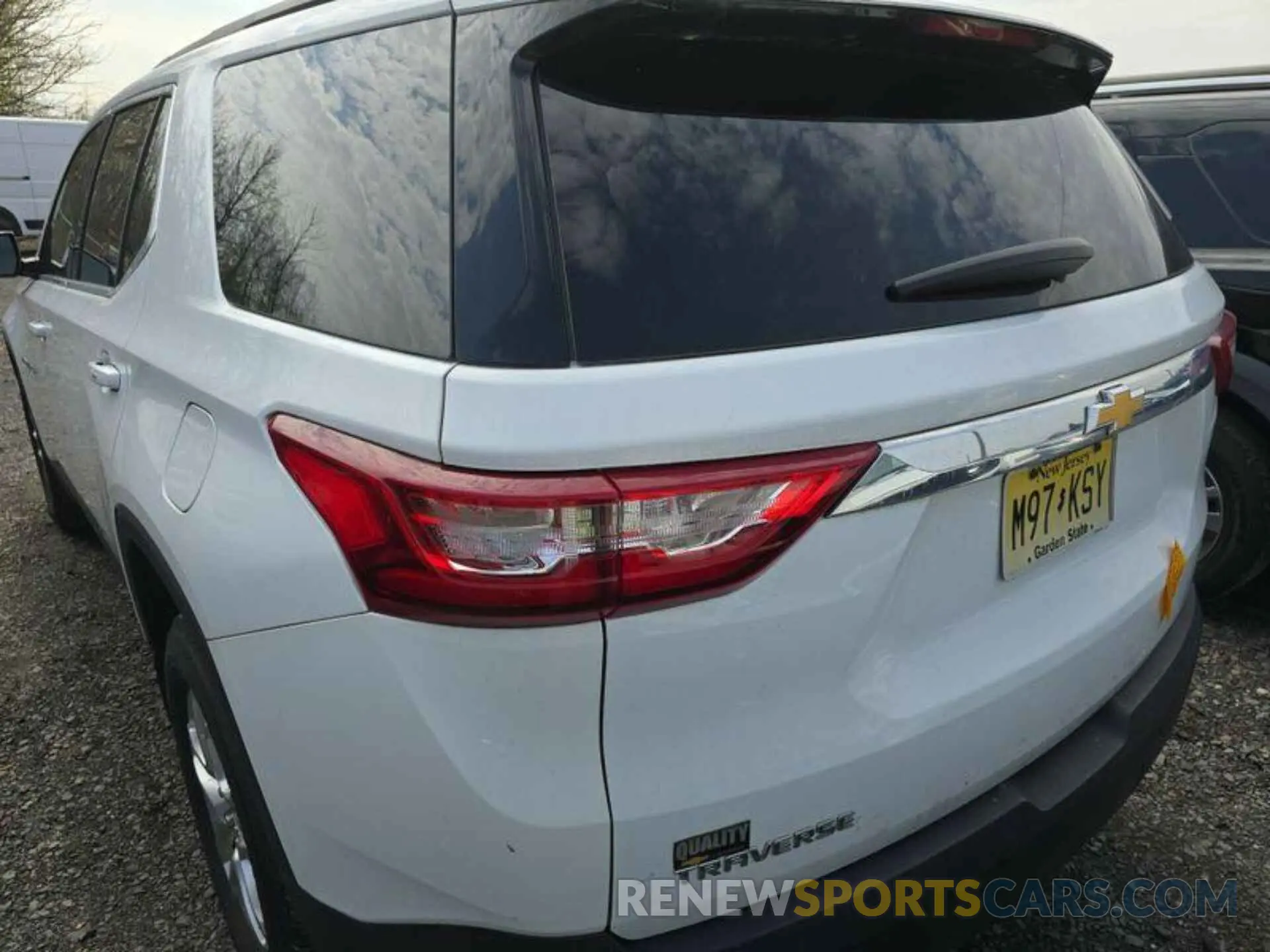 11 fotografías del automóvil dañado 1GNERMKW2KJ218773 CHEVROLET TRAVERSE 2019