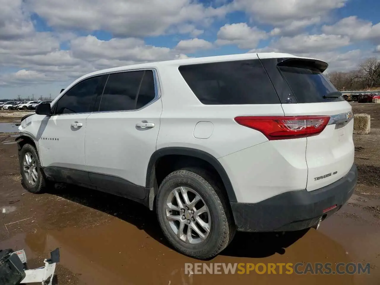 2 fotografías del automóvil dañado 1GNEVFKW0KJ159231 CHEVROLET TRAVERSE 2019