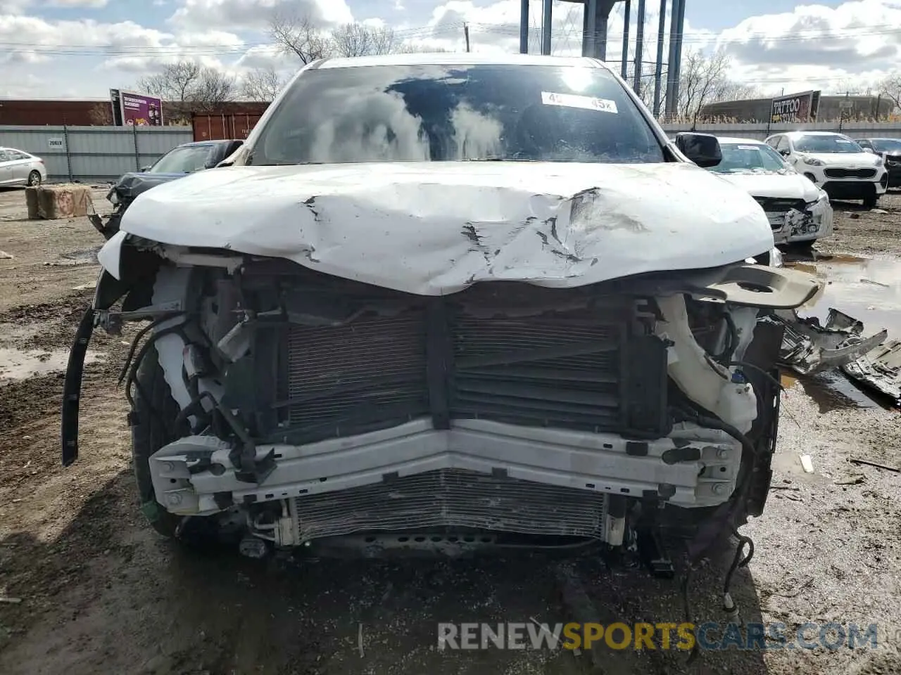 5 fotografías del automóvil dañado 1GNEVFKW0KJ159231 CHEVROLET TRAVERSE 2019