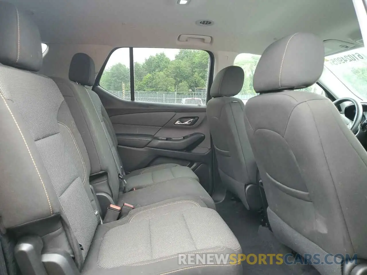11 fotografías del automóvil dañado 1GNEVFKW0KJ202045 CHEVROLET TRAVERSE 2019