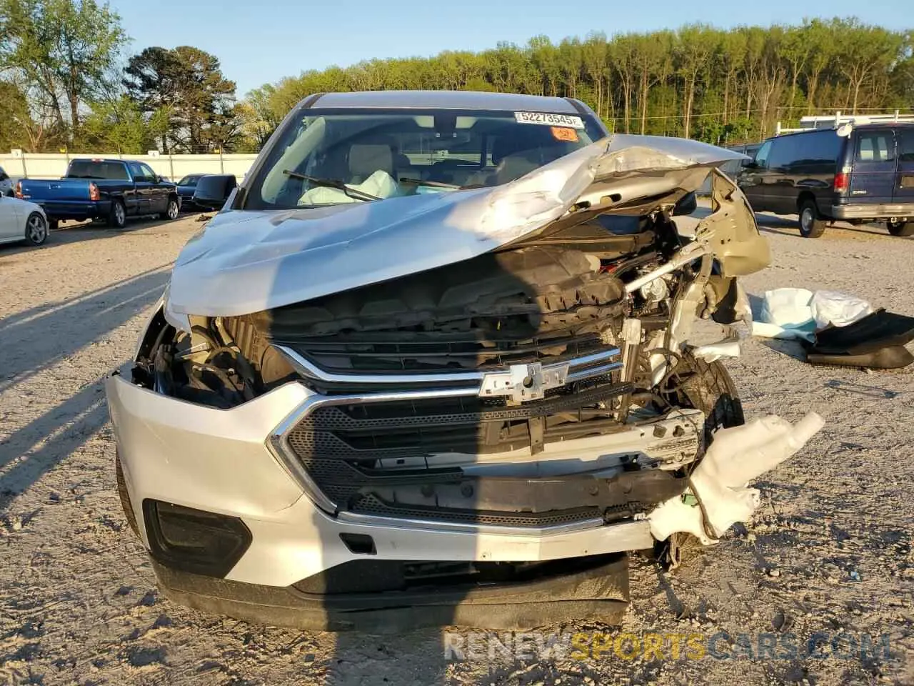 5 fotografías del automóvil dañado 1GNEVFKW2KJ198371 CHEVROLET TRAVERSE 2019