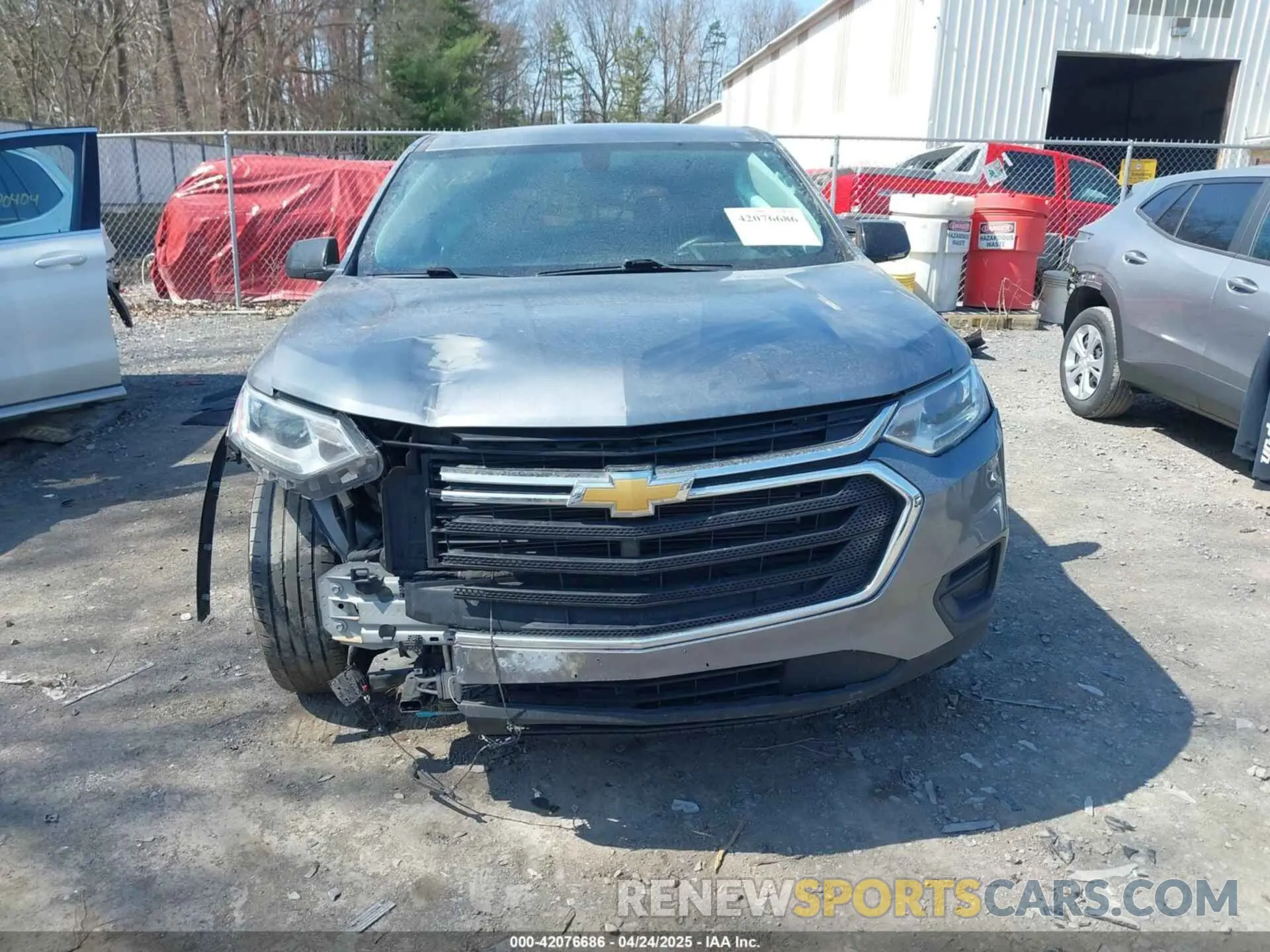 12 fotografías del automóvil dañado 1GNEVFKW4KJ214344 CHEVROLET TRAVERSE 2019