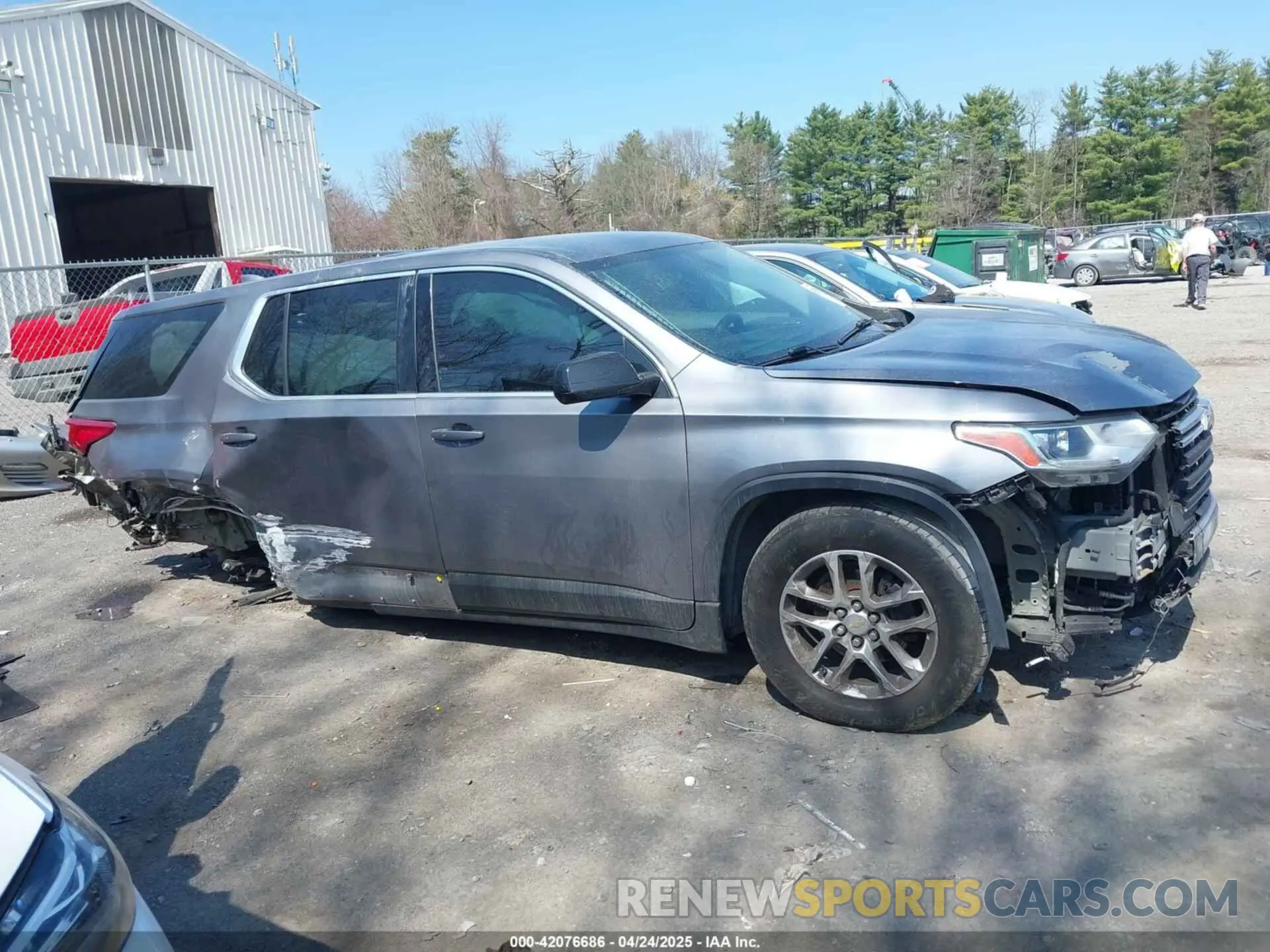 13 fotografías del automóvil dañado 1GNEVFKW4KJ214344 CHEVROLET TRAVERSE 2019
