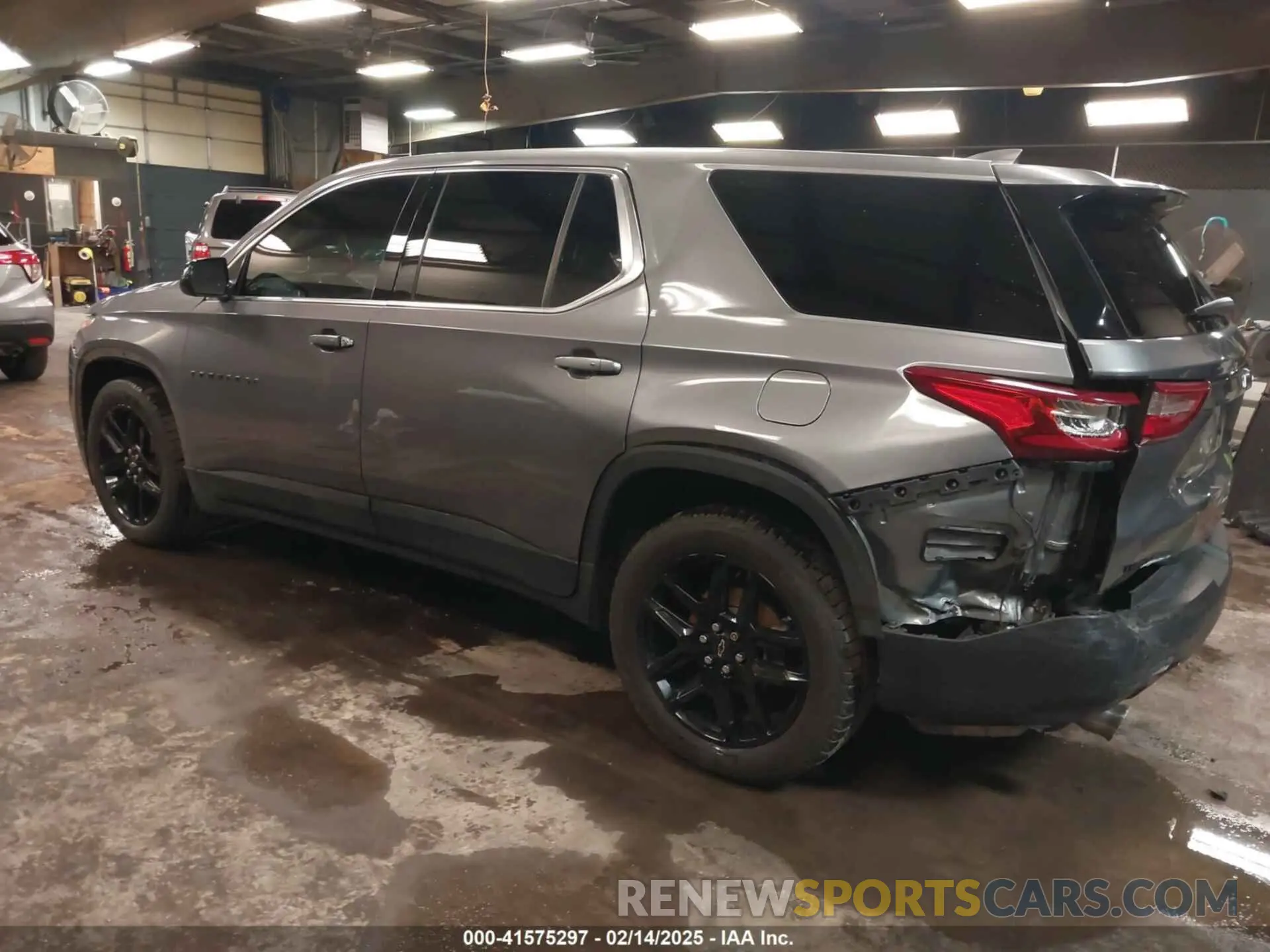 6 fotografías del automóvil dañado 1GNEVFKW7KJ244115 CHEVROLET TRAVERSE 2019