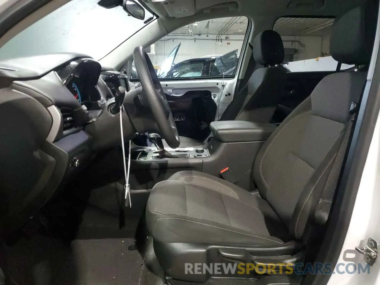 7 fotografías del automóvil dañado 1GNEVFKW8KJ259030 CHEVROLET TRAVERSE 2019