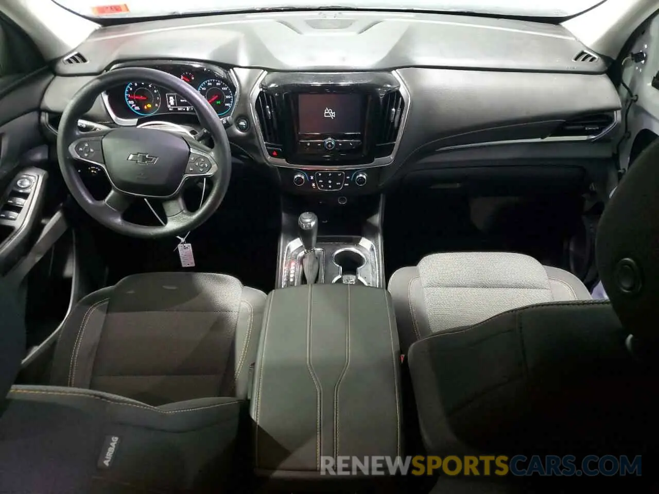 8 fotografías del automóvil dañado 1GNEVFKW8KJ259030 CHEVROLET TRAVERSE 2019