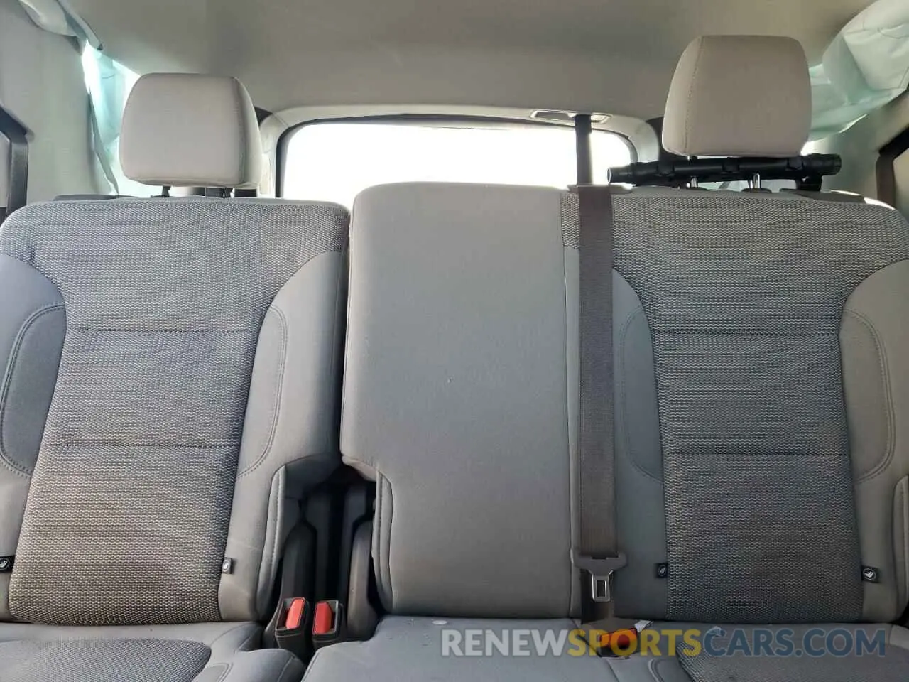 10 fotografías del automóvil dañado 1GNEVGKW1KJ172298 CHEVROLET TRAVERSE 2019