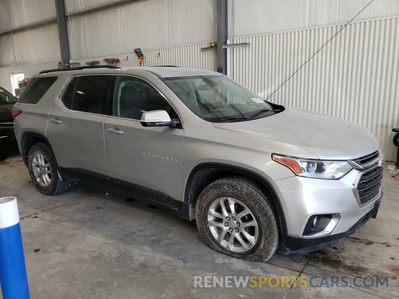 4 fotografías del automóvil dañado 1GNEVGKW1KJ214615 CHEVROLET TRAVERSE 2019