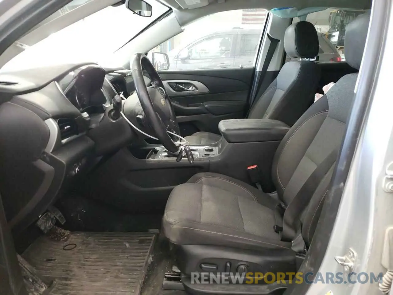 7 fotografías del automóvil dañado 1GNEVGKW1KJ214615 CHEVROLET TRAVERSE 2019