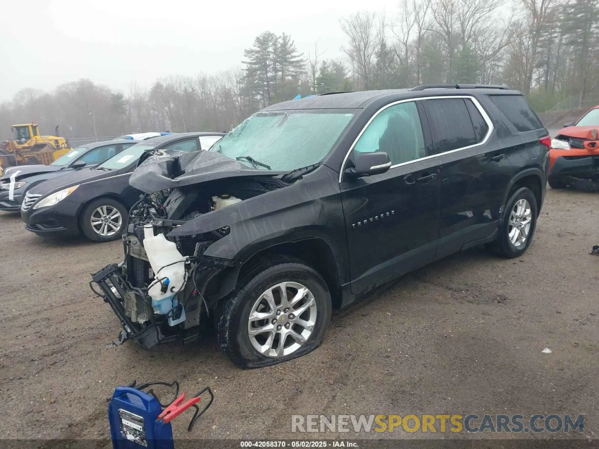 2 fotografías del automóvil dañado 1GNEVGKW3KJ125855 CHEVROLET TRAVERSE 2019