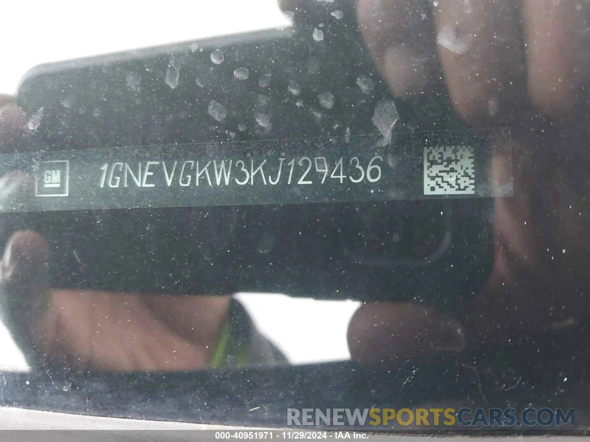 9 fotografías del automóvil dañado 1GNEVGKW3KJ129436 CHEVROLET TRAVERSE 2019