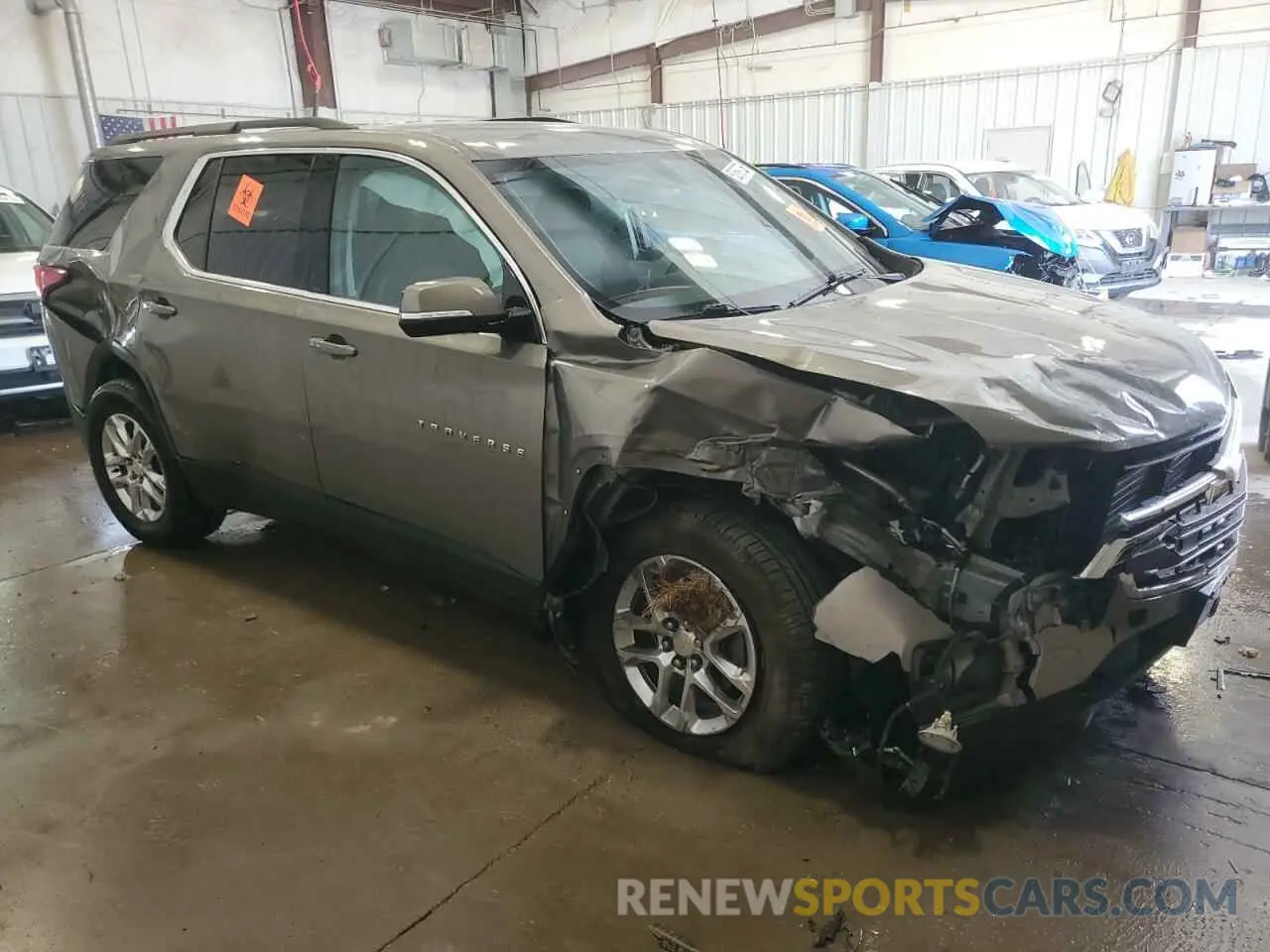 4 fotografías del automóvil dañado 1GNEVGKW3KJ253660 CHEVROLET TRAVERSE 2019