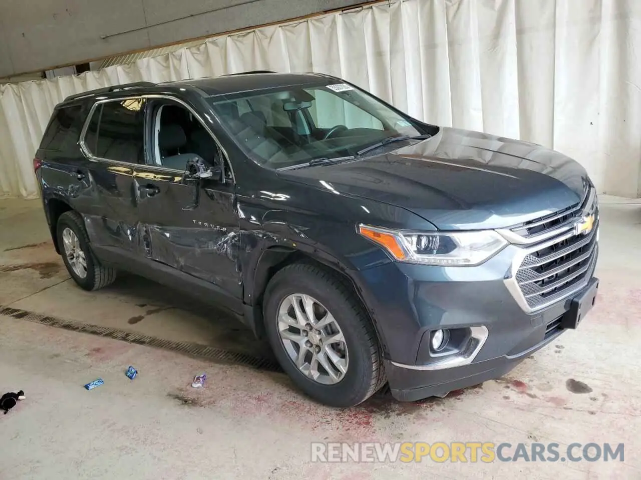 4 fotografías del automóvil dañado 1GNEVGKW4KJ114461 CHEVROLET TRAVERSE 2019